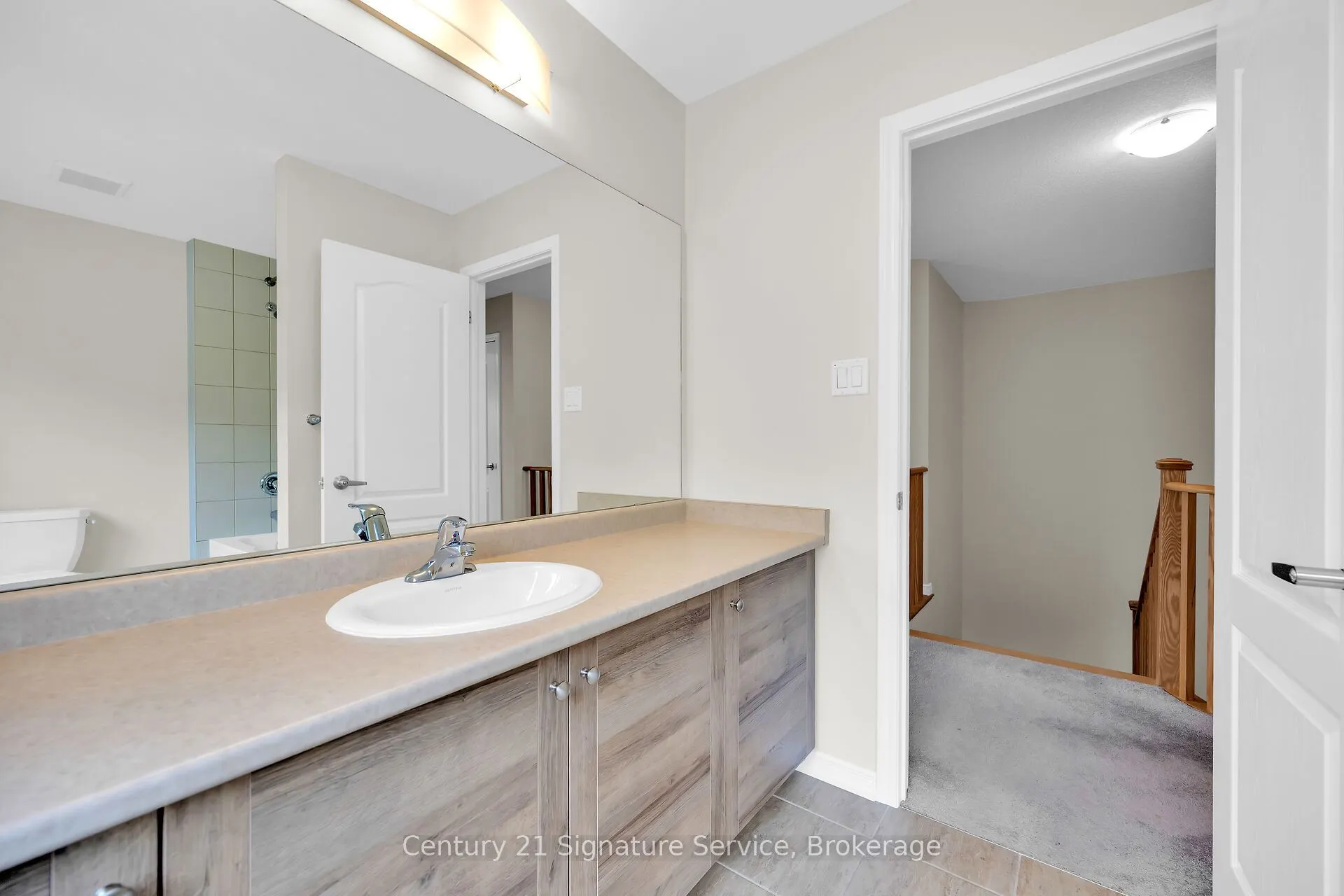 8273 Tulip Tree Drive N, #9