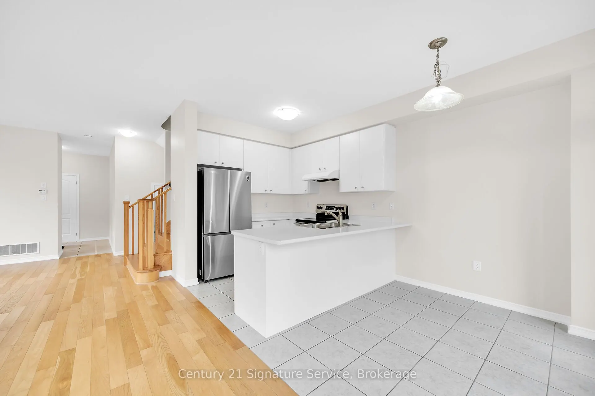 8273 Tulip Tree Drive N, #9