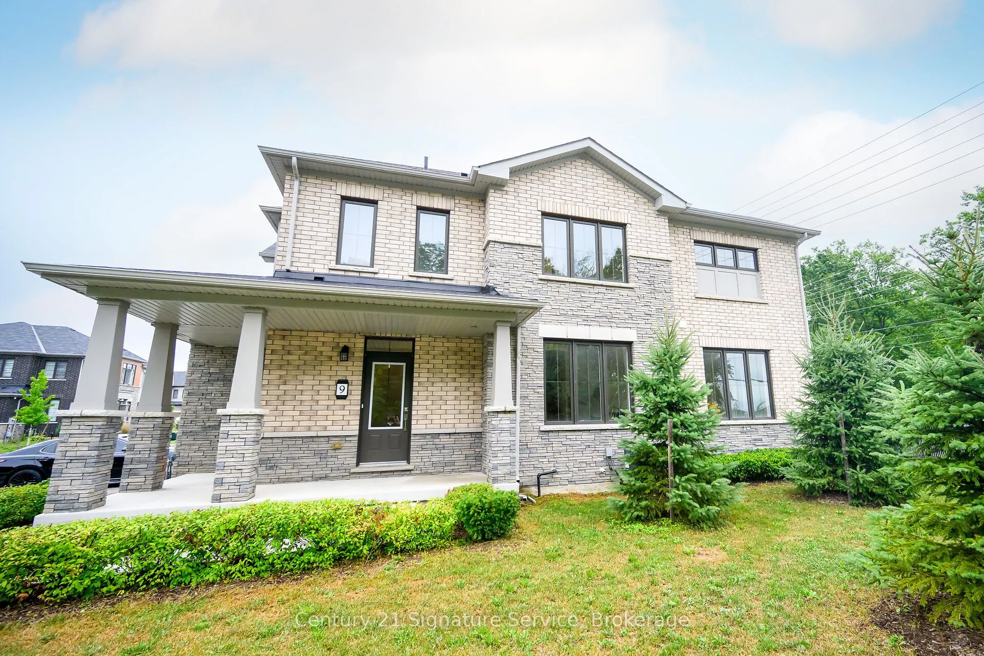 8273 Tulip Tree Drive N, #9