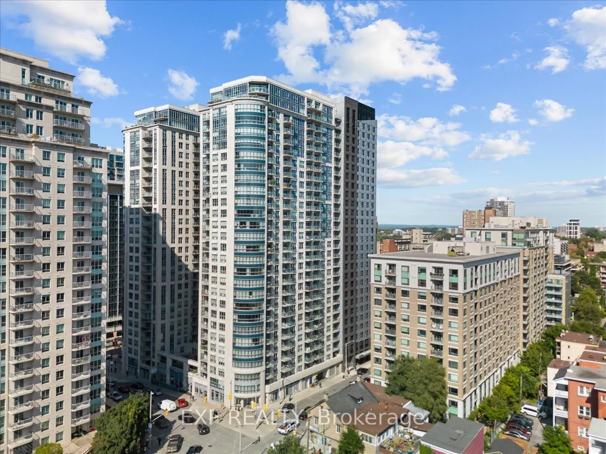 195 Besserer Street, #2009