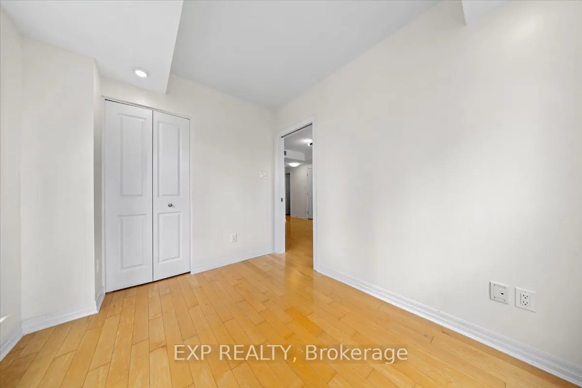 195 Besserer Street, #2009