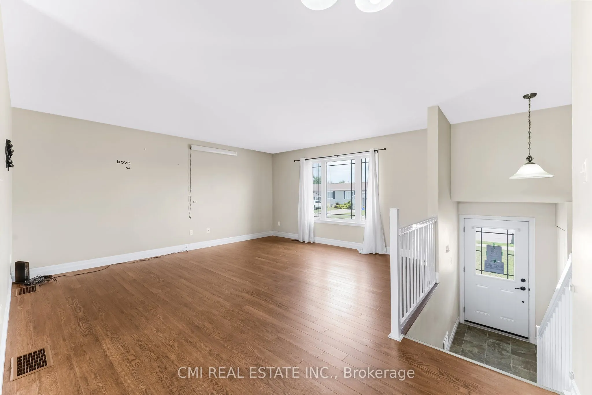 35 Renfrew Street