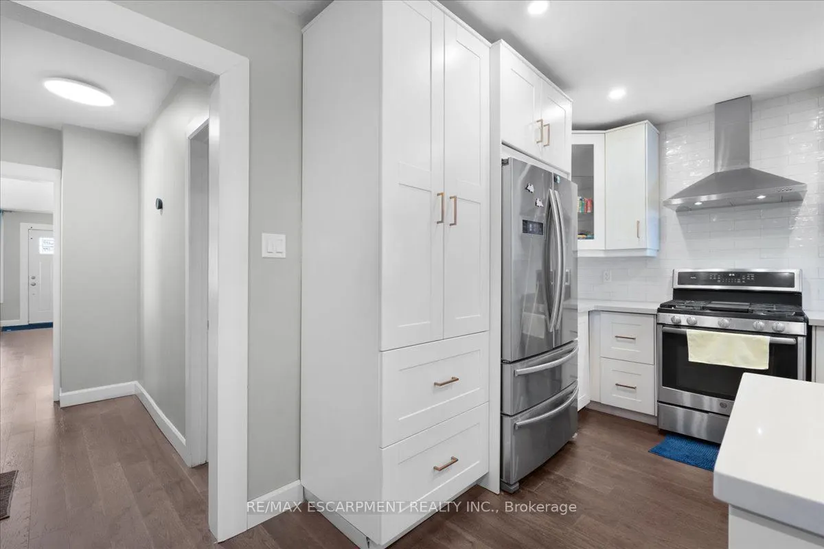 86 East 19th Street