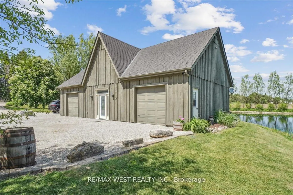 7817 Sideroad 10