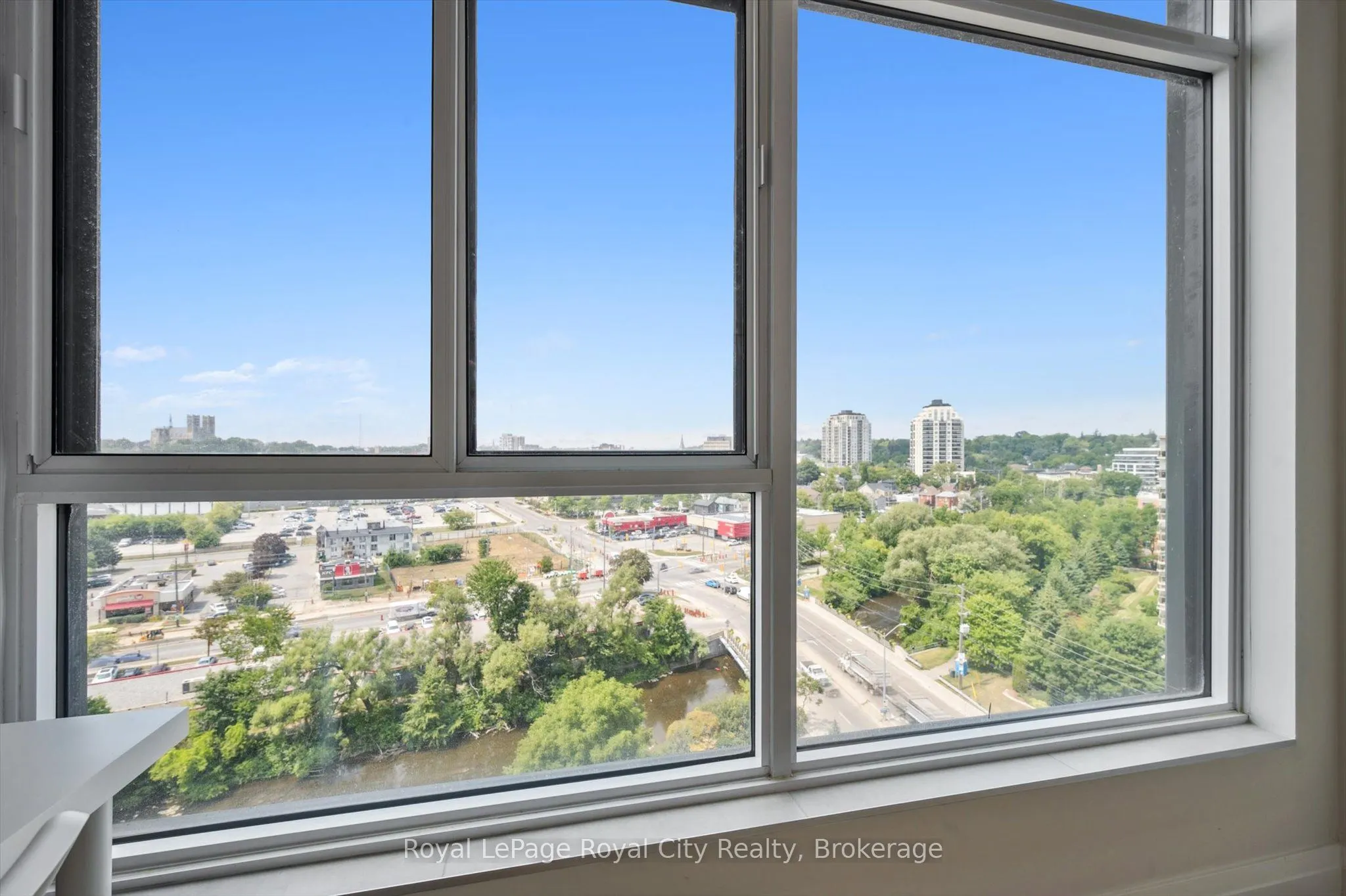 71 Wyndham Street S, #1007