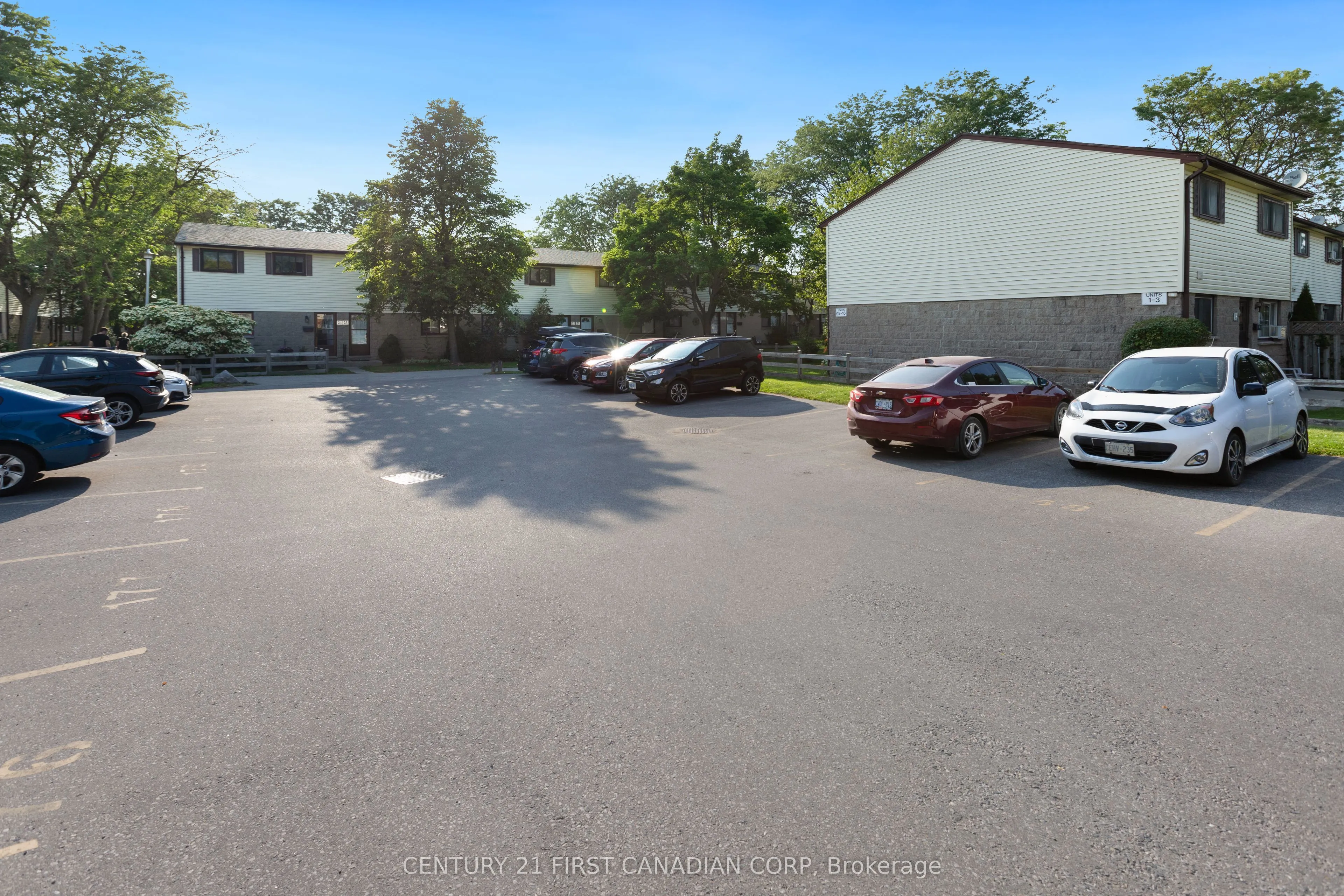 825 Dundalk Drive N, #14