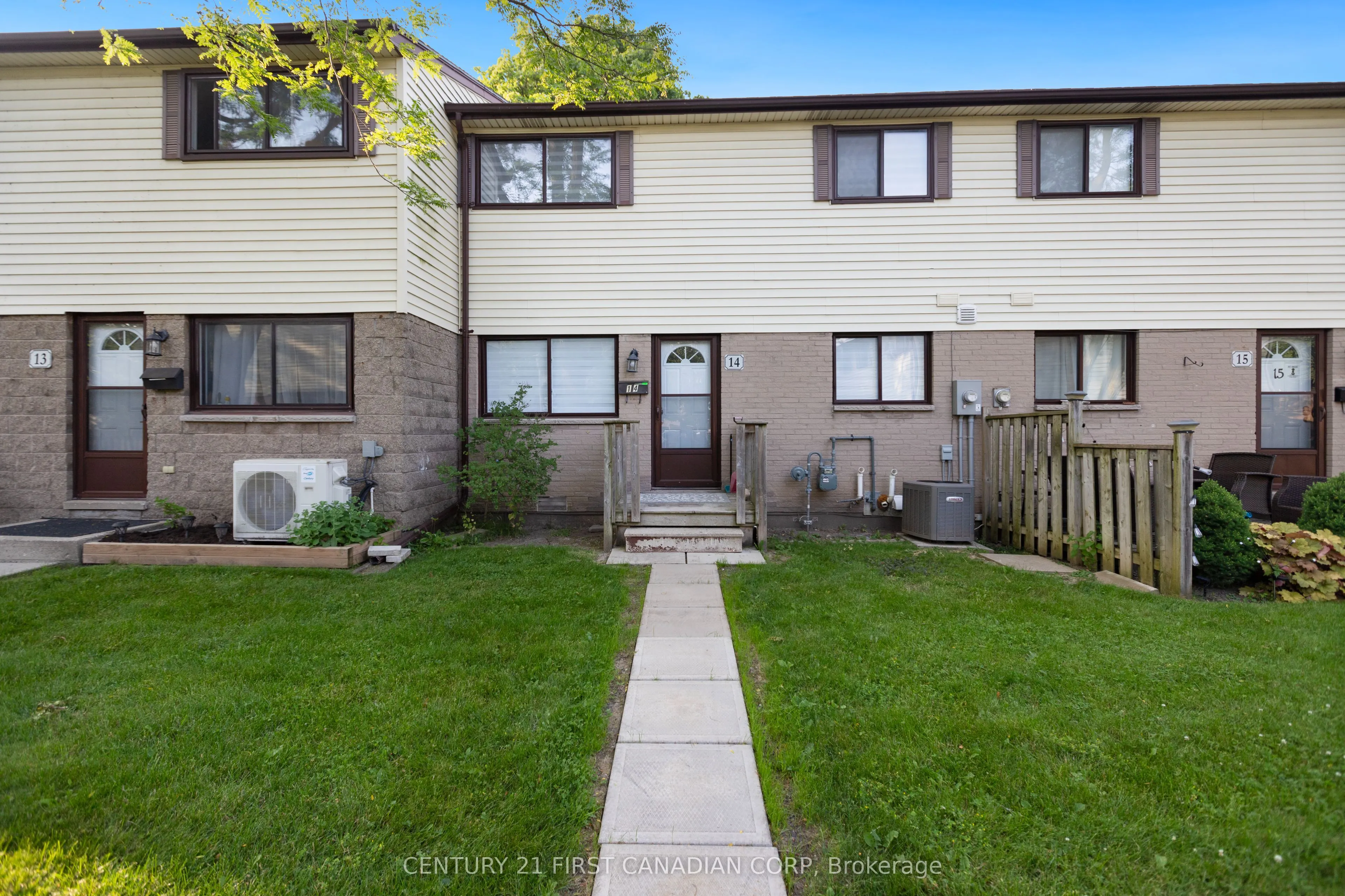 825 Dundalk Drive N, #14