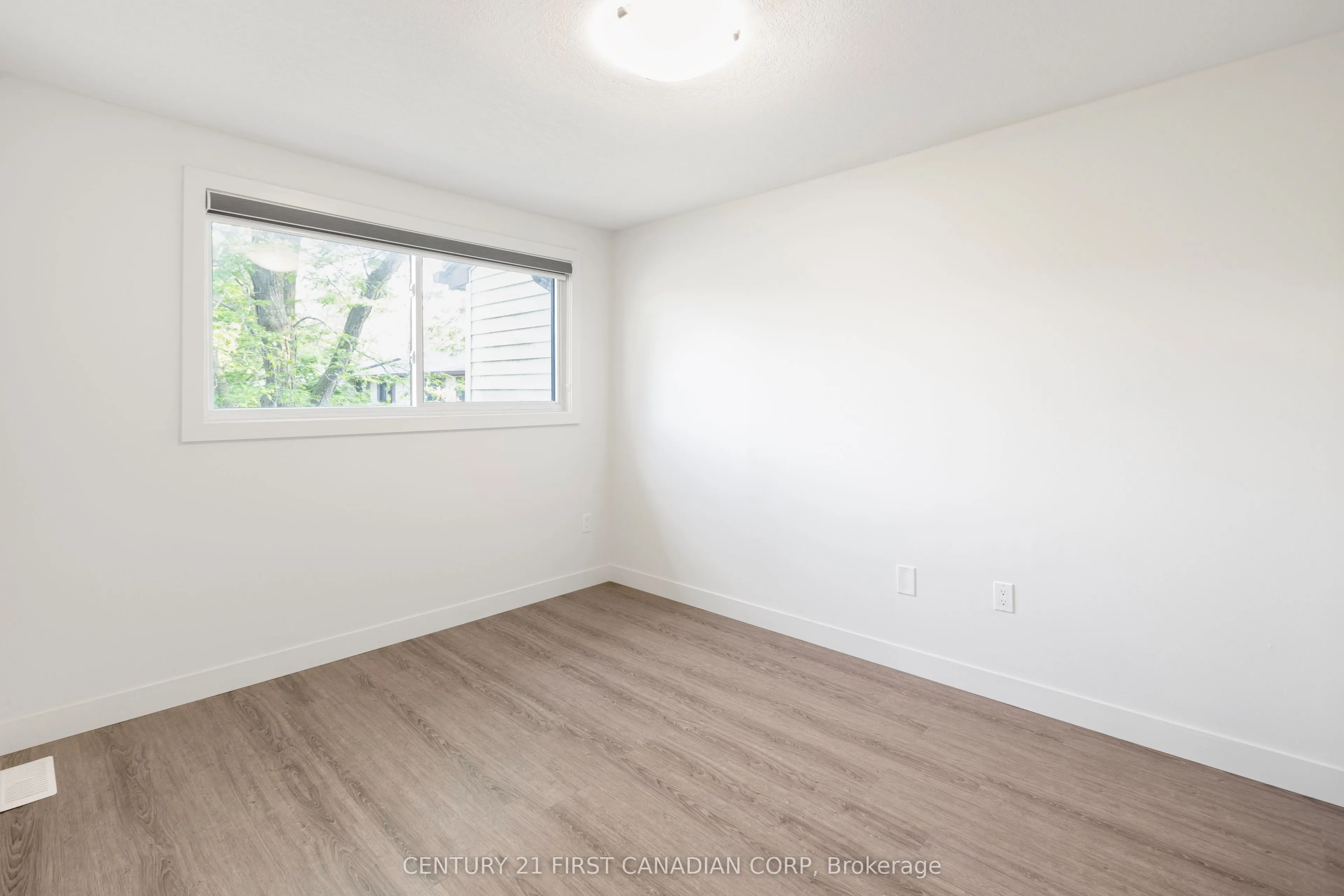 825 Dundalk Drive N, #14
