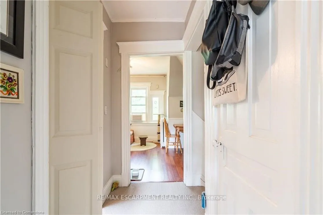 225 Queen Street S, #3