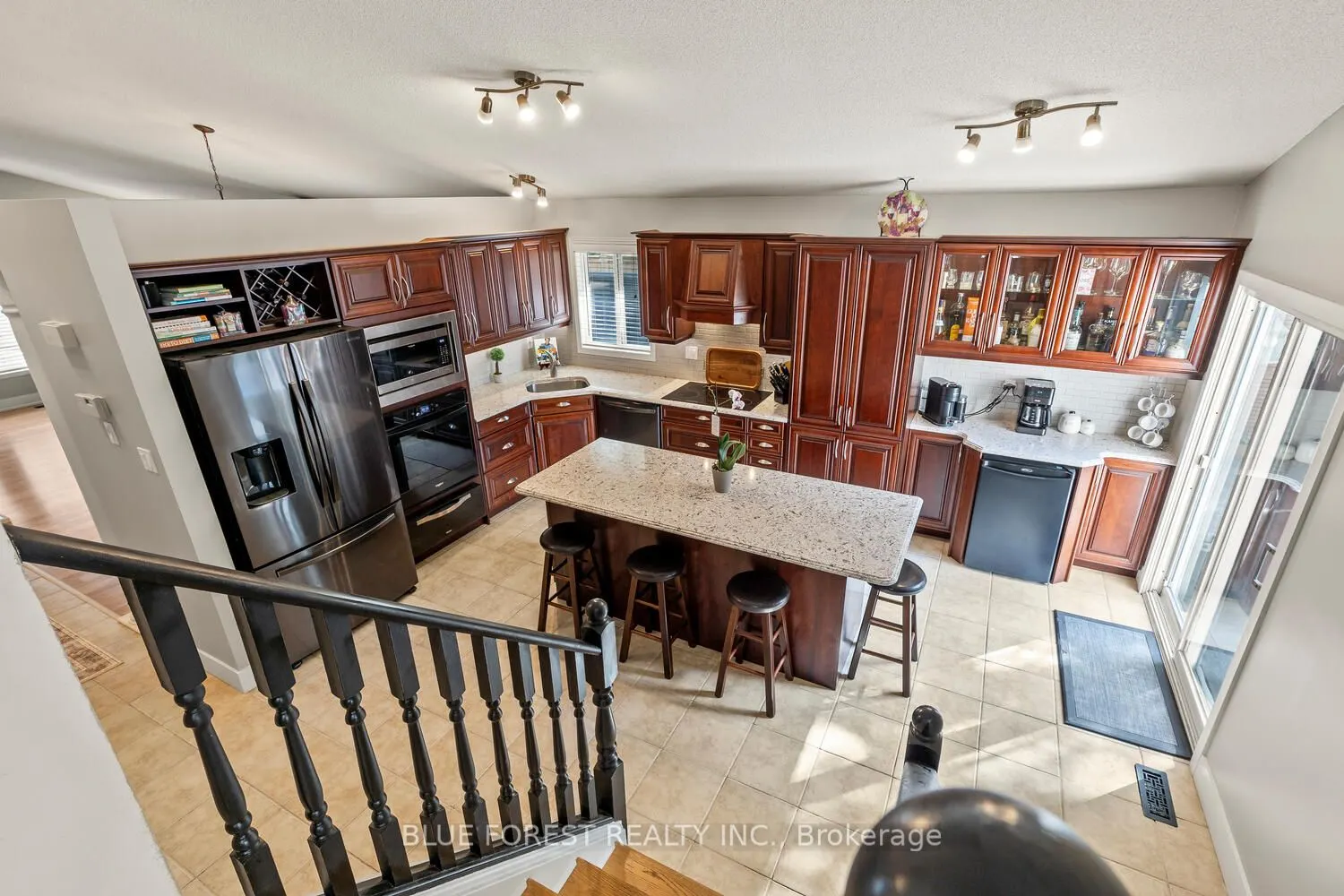 35 Bowcott Crescent