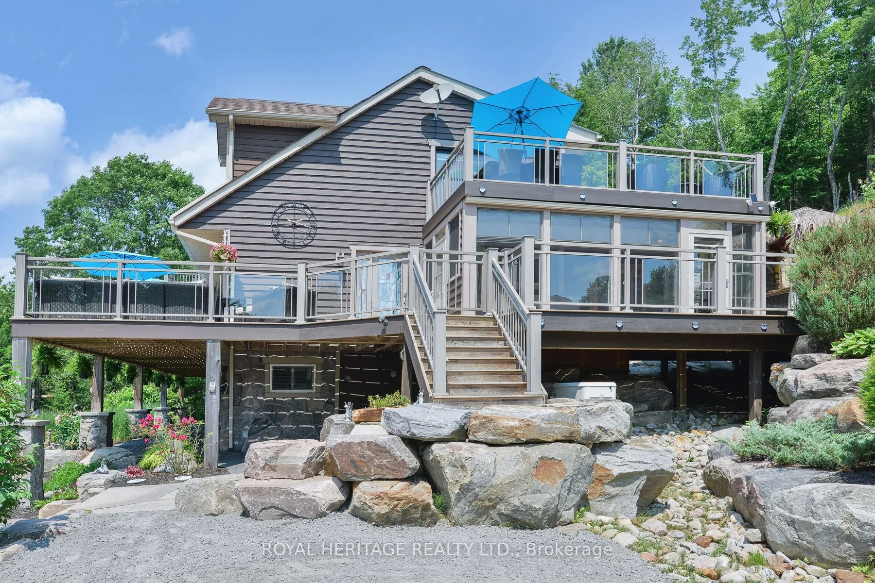 120 Hutcheson Beach Road