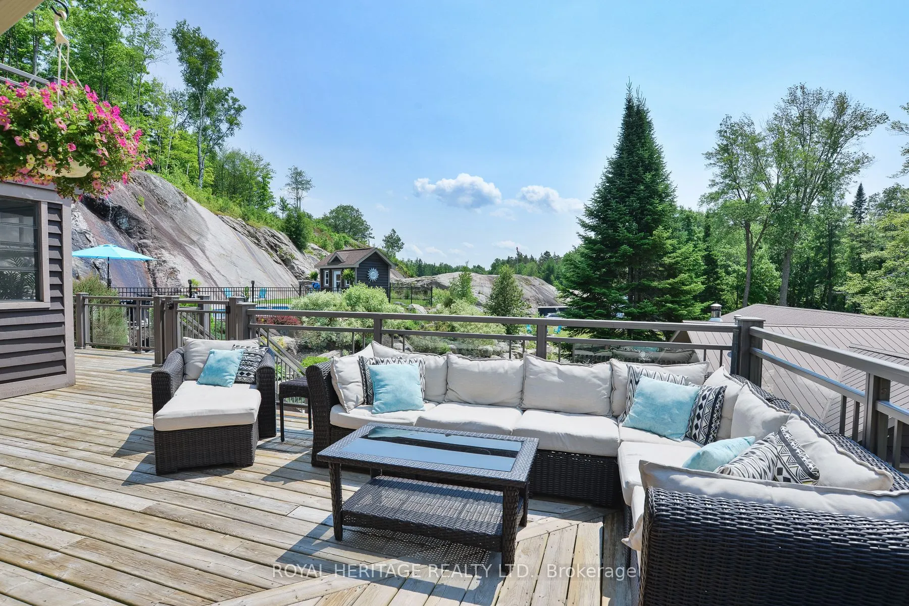 120 Hutcheson Beach Road