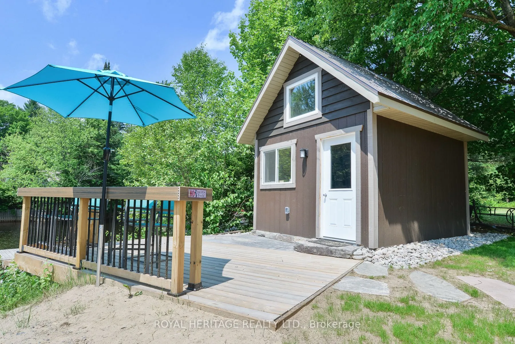 120 Hutcheson Beach Road