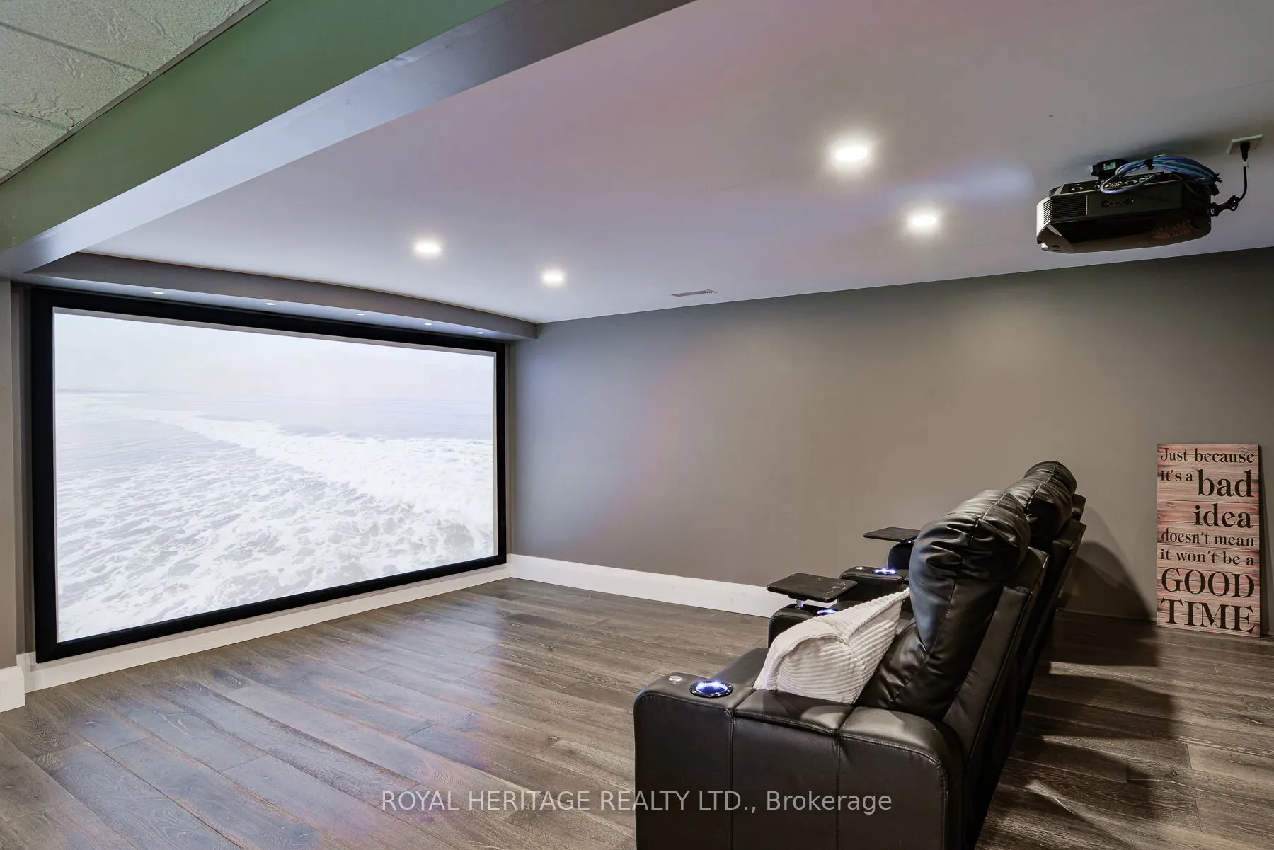120 Hutcheson Beach Road