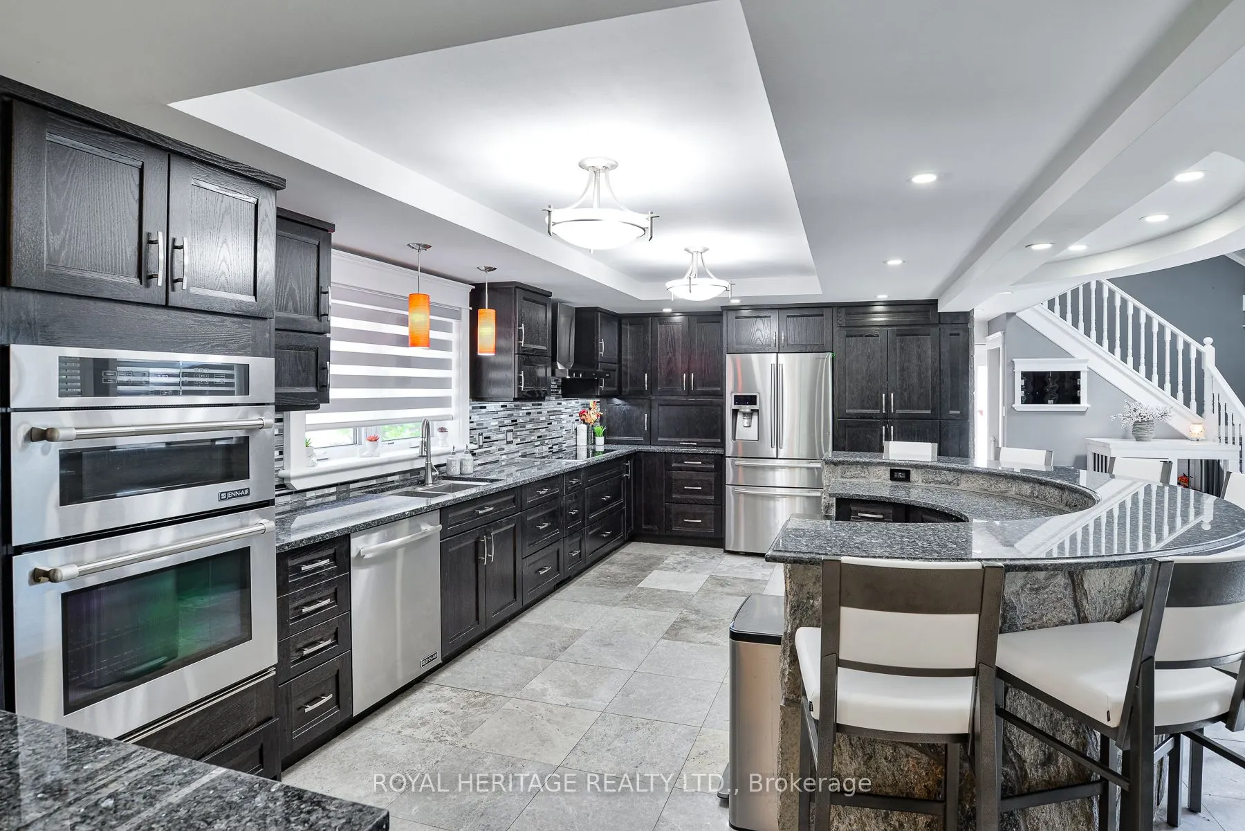 120 Hutcheson Beach Road