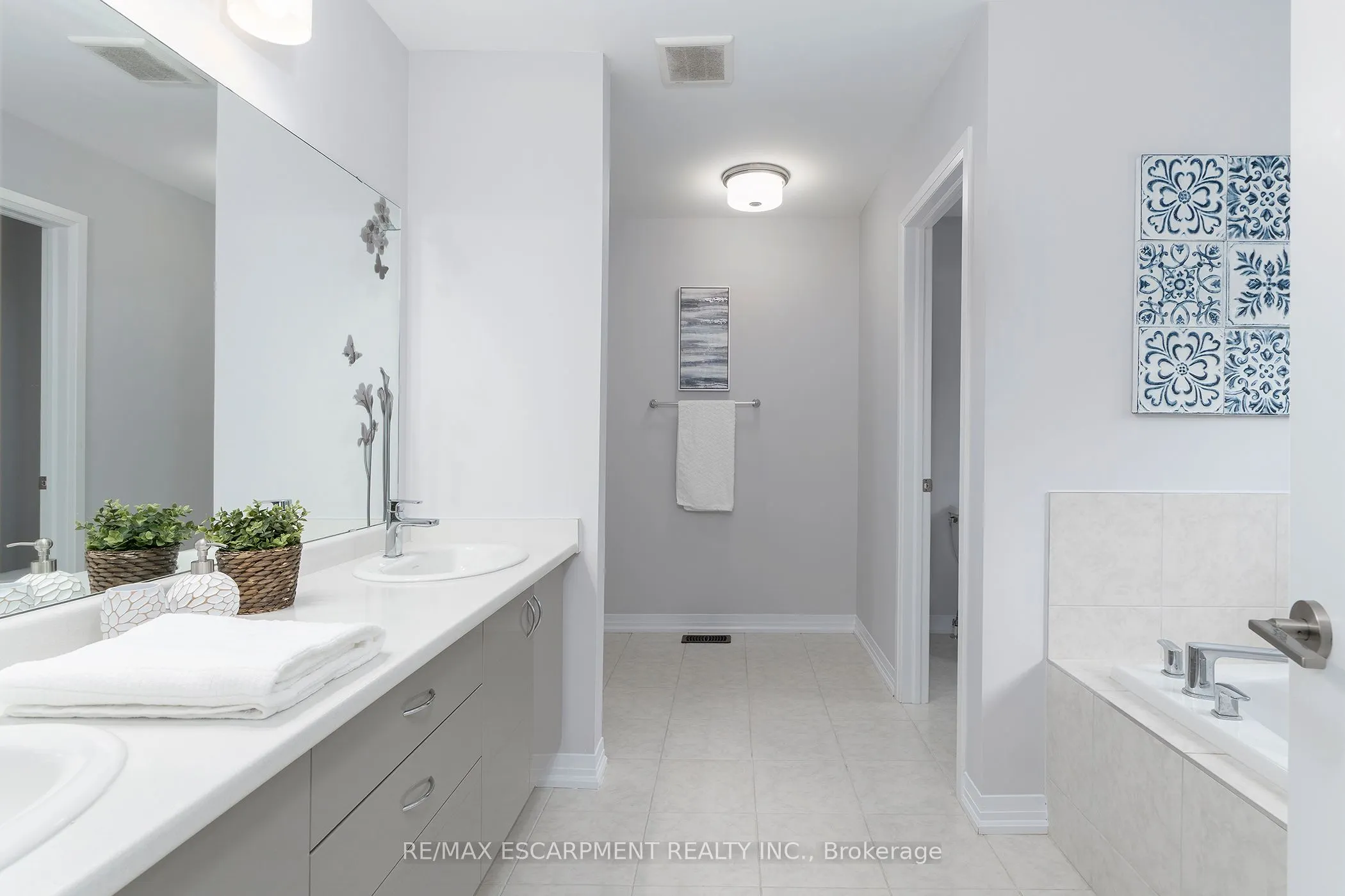 27 Stauffer Road