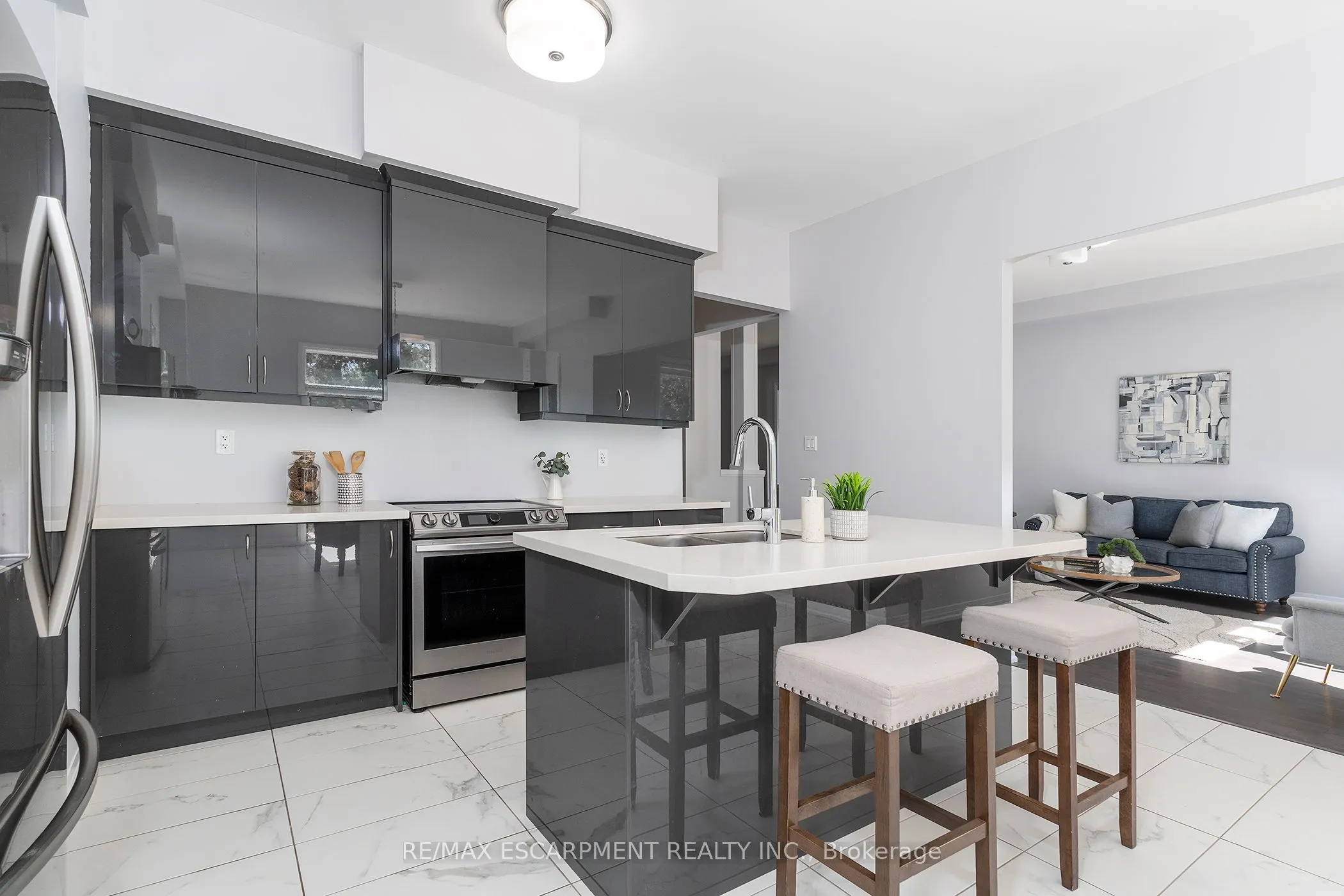 27 Stauffer Road