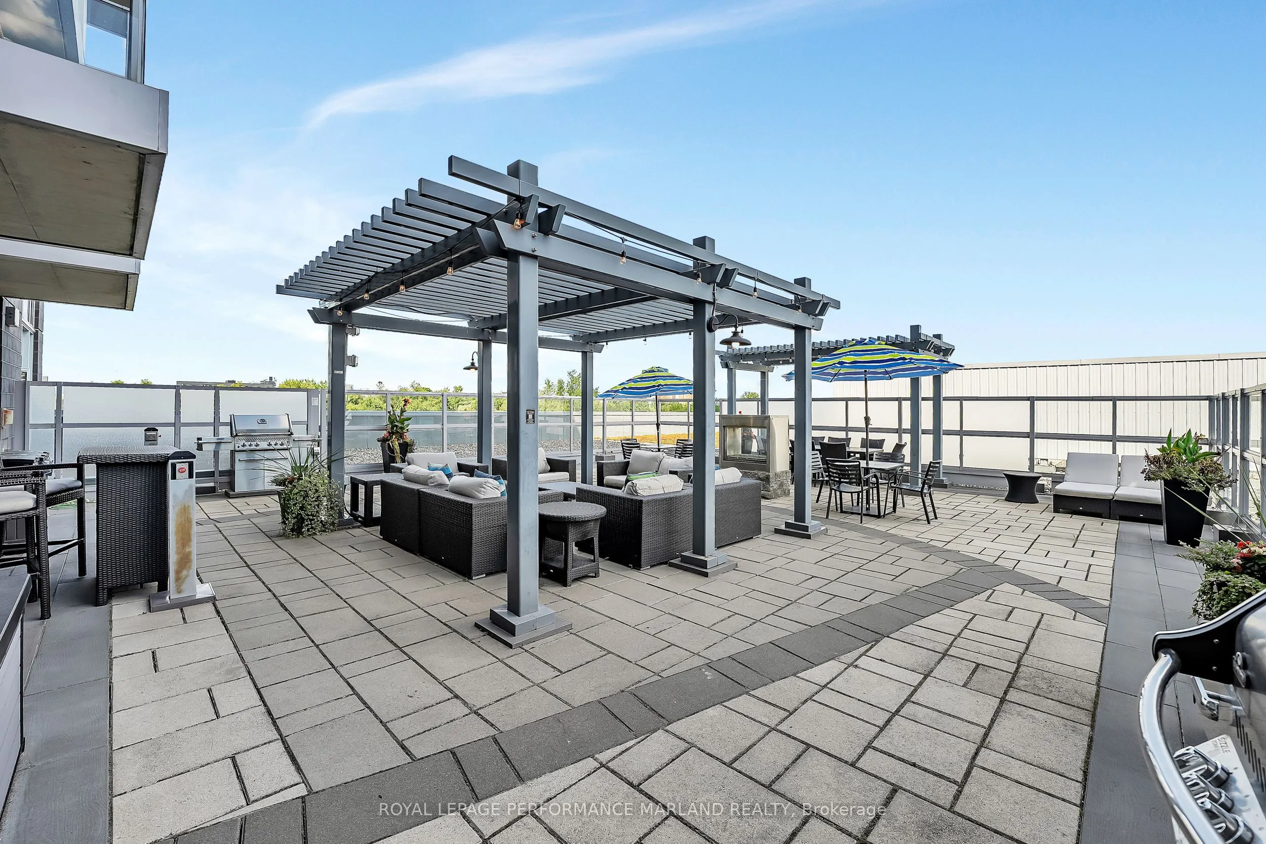 118 Holmwood Avenue, #607
