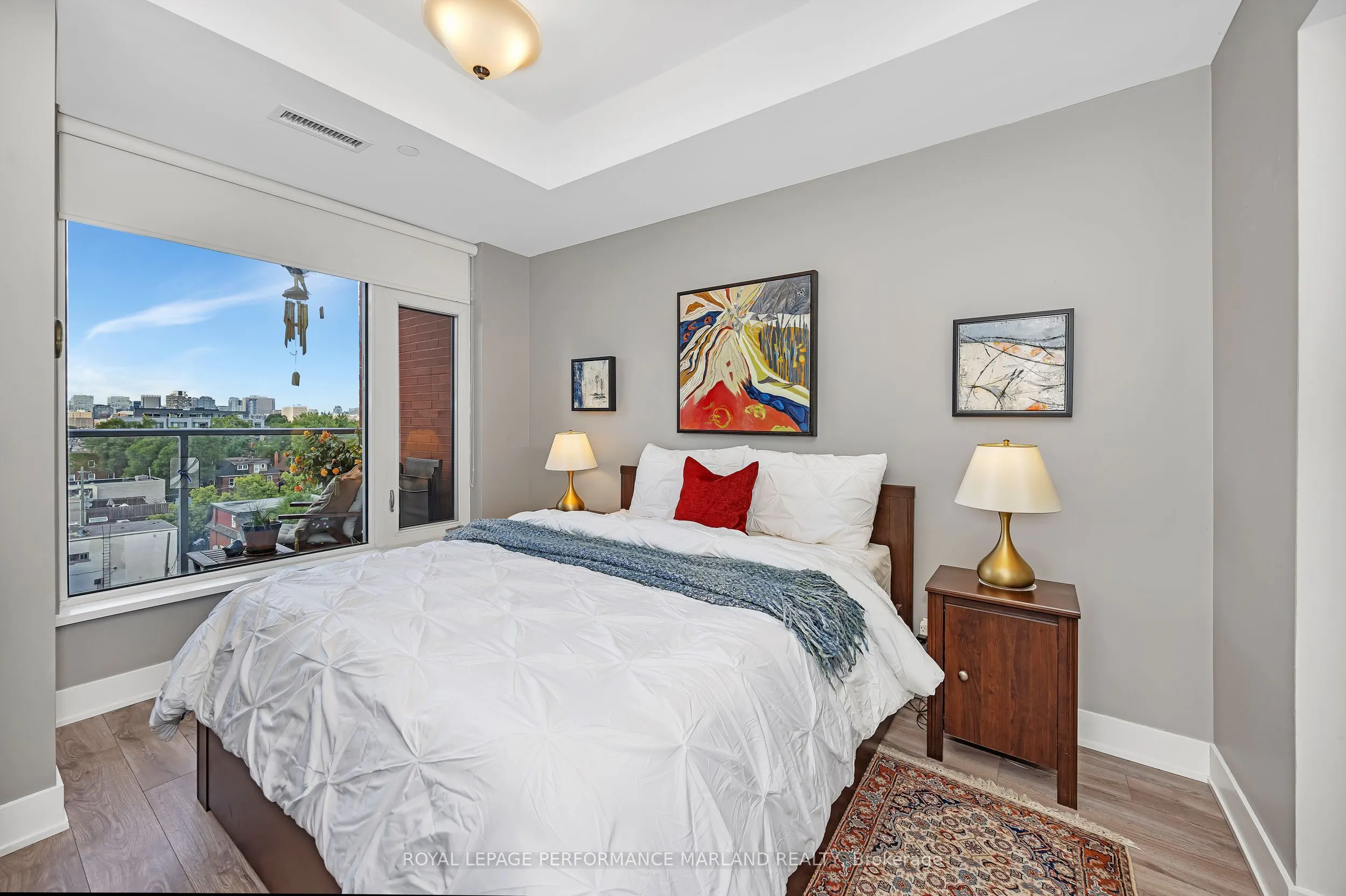 118 Holmwood Avenue, #607