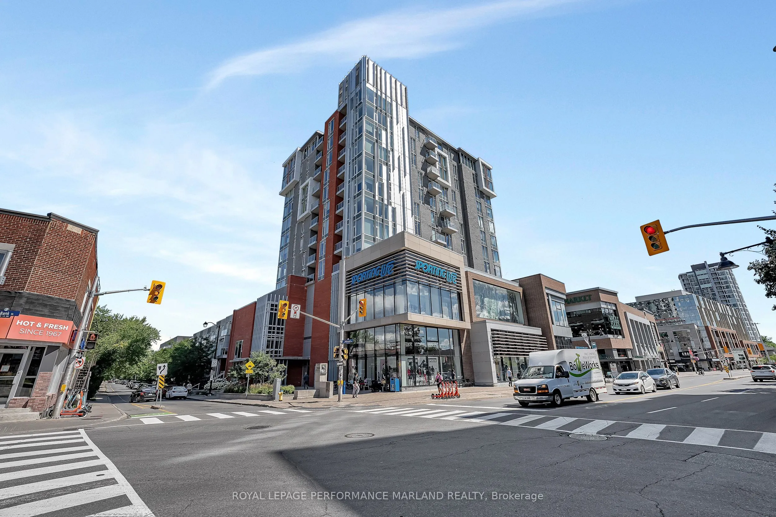 118 Holmwood Avenue, #607