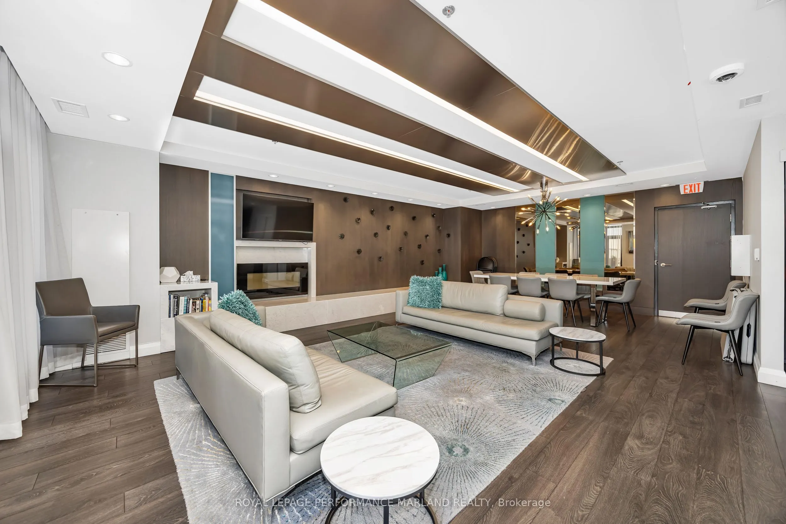 118 Holmwood Avenue, #607