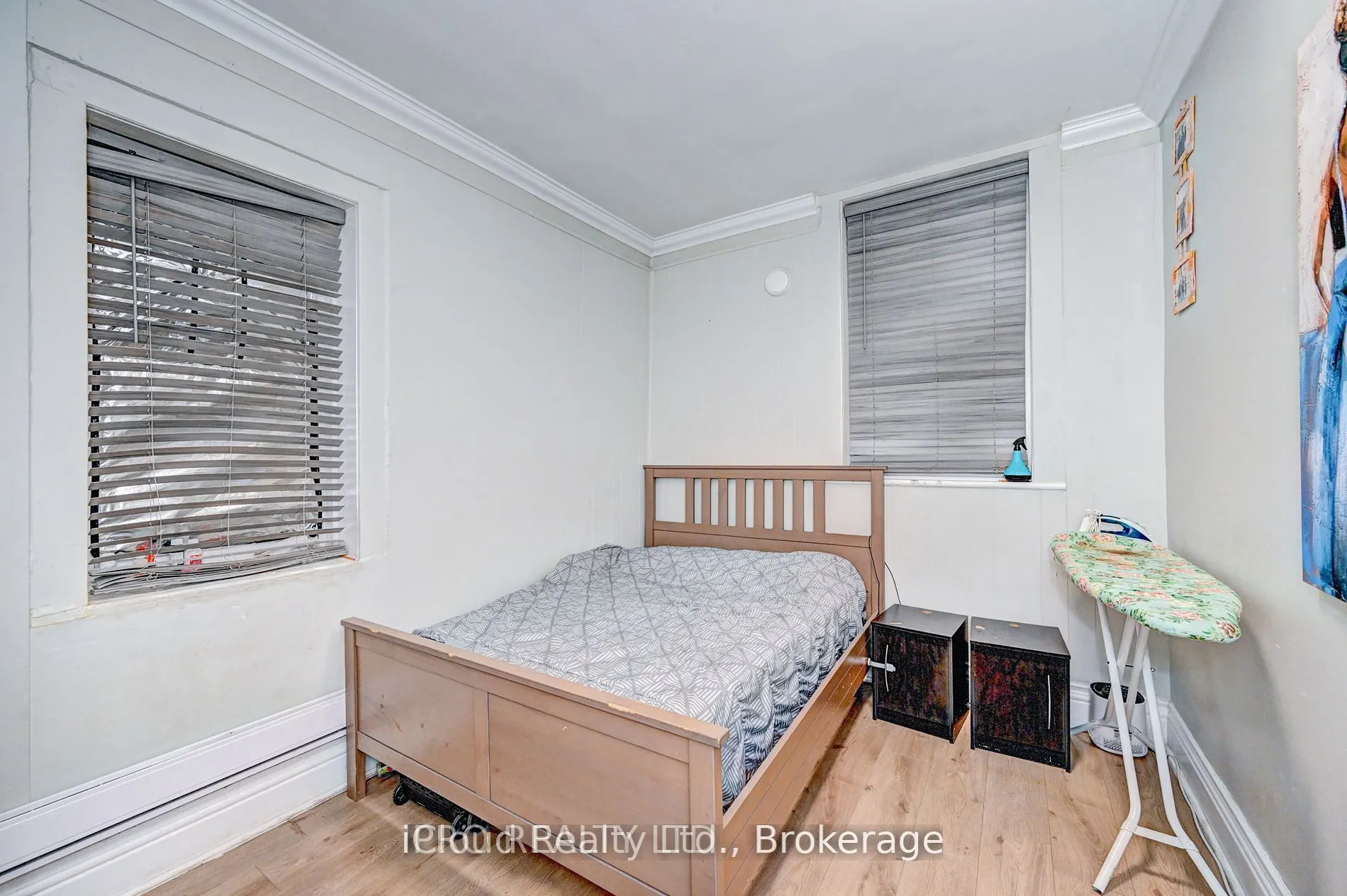 15 Ainslie Street N
