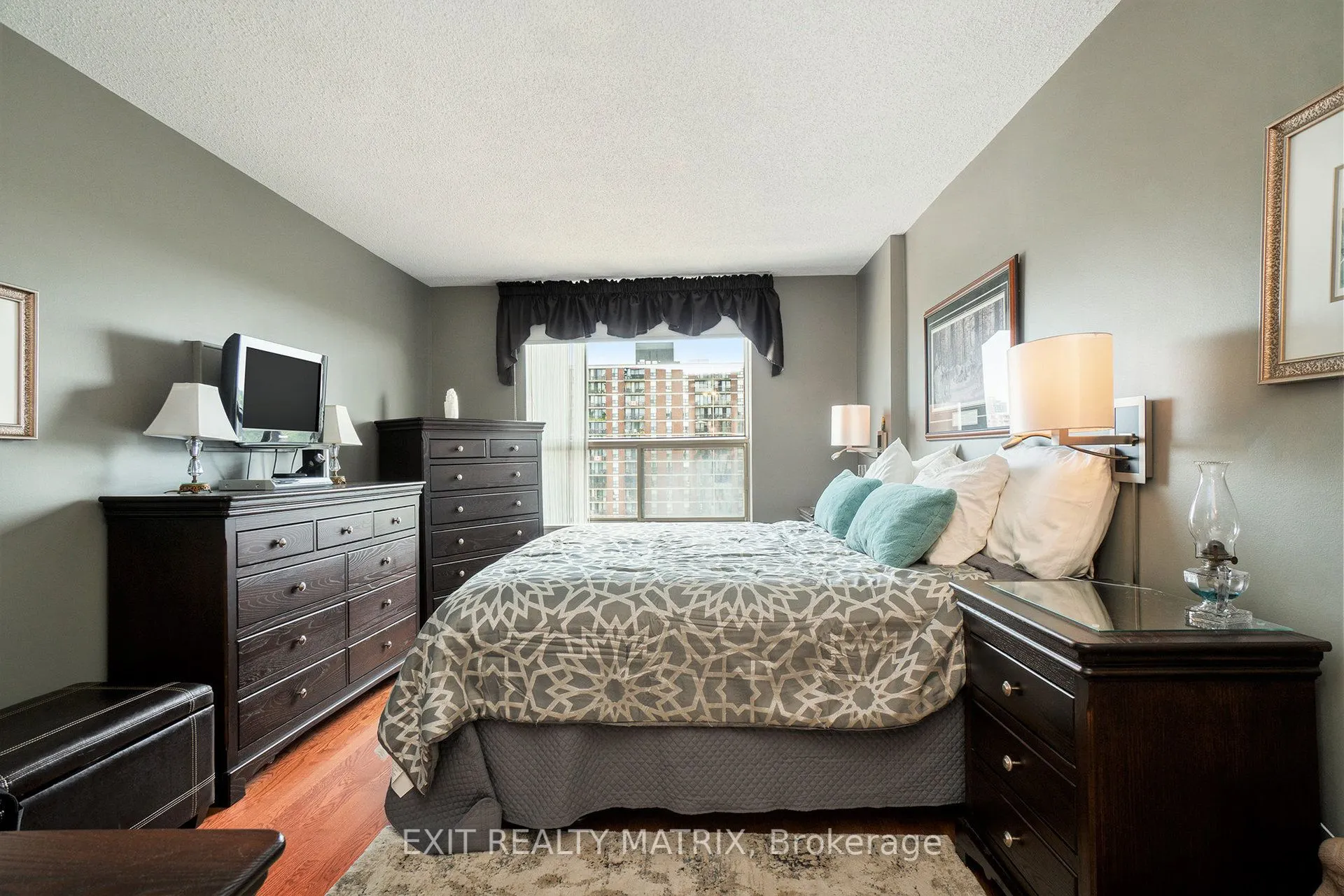 200 Lafontaine Avenue, #1105
