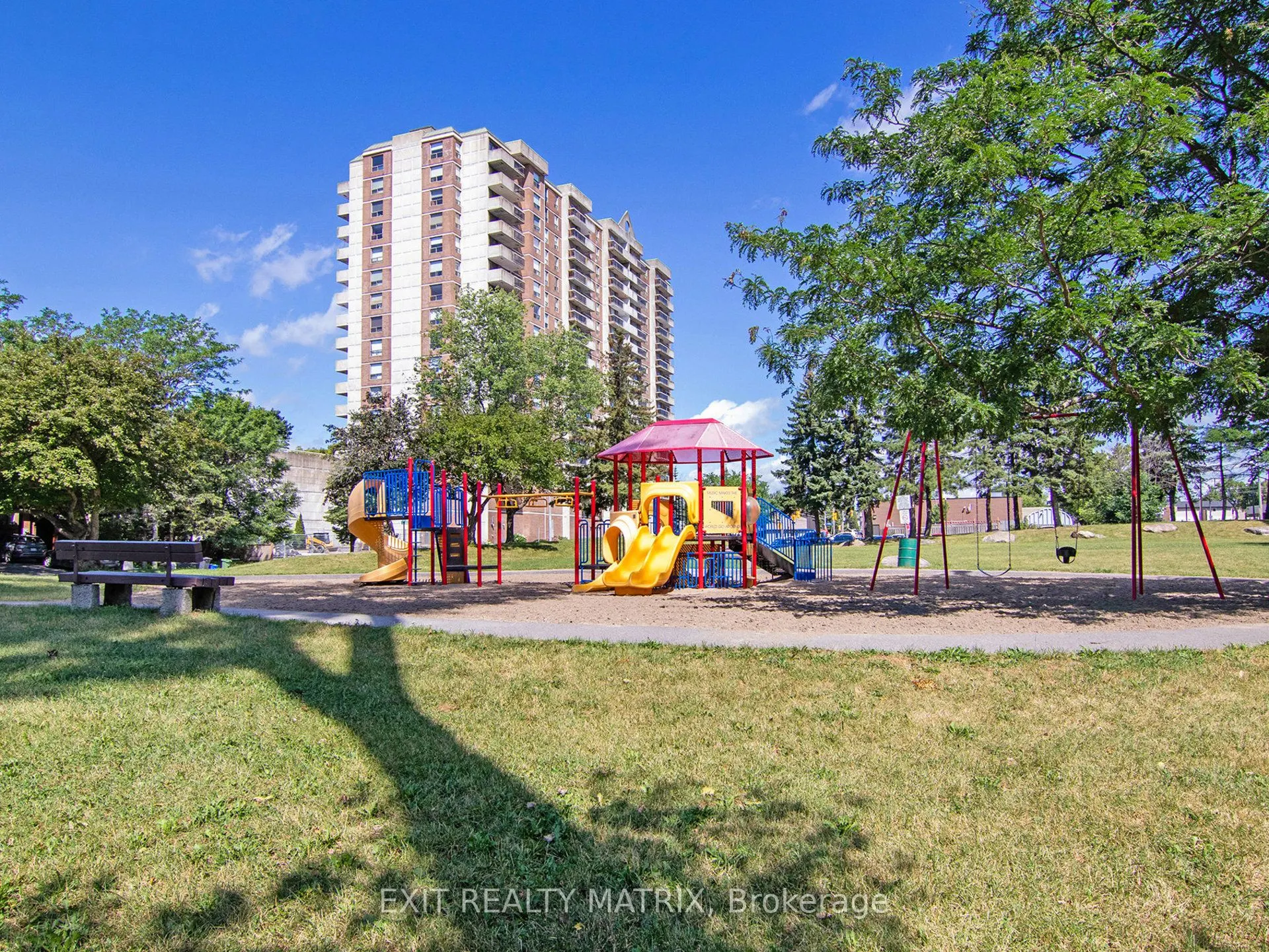 200 Lafontaine Avenue, #1105