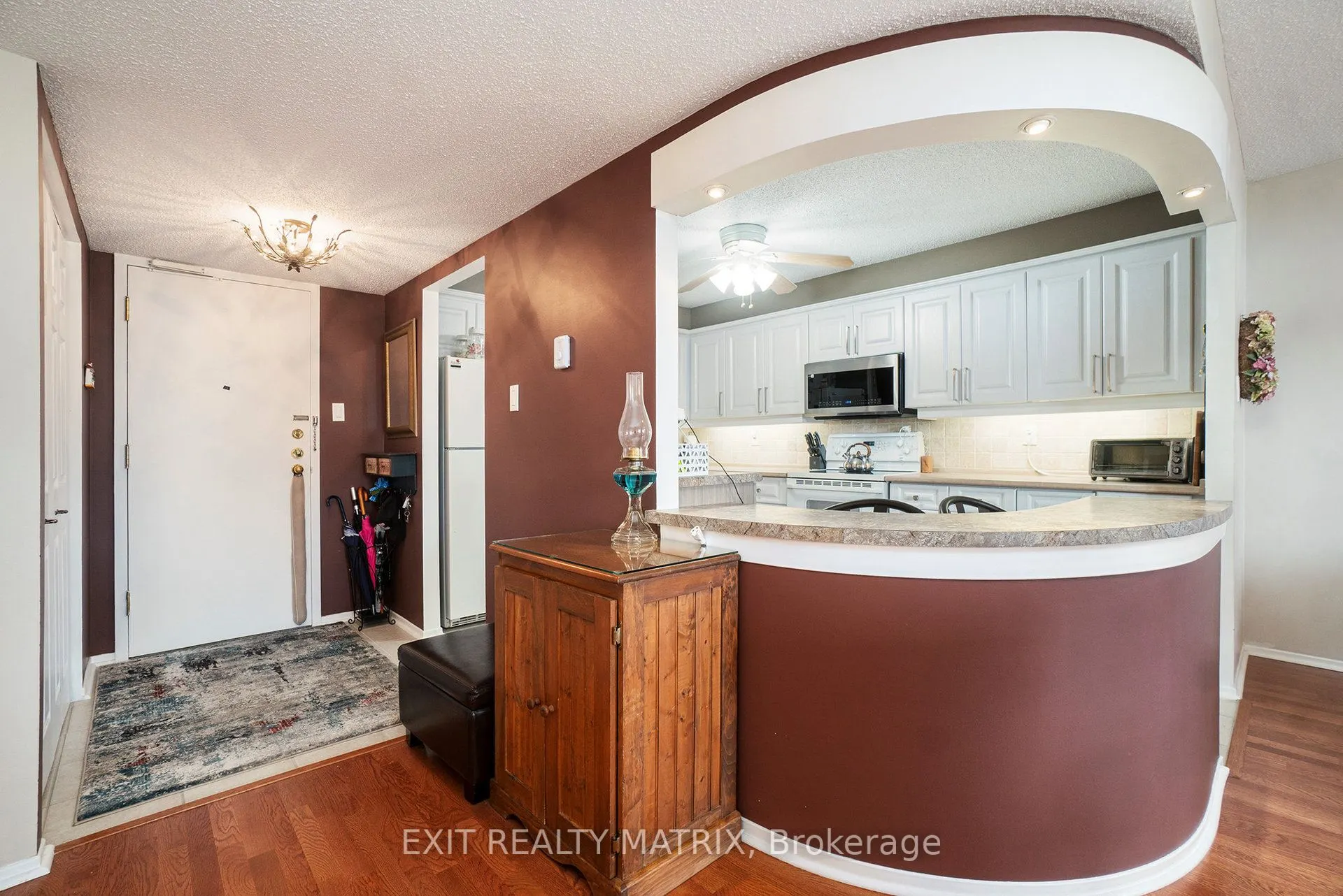 200 Lafontaine Avenue, #1105