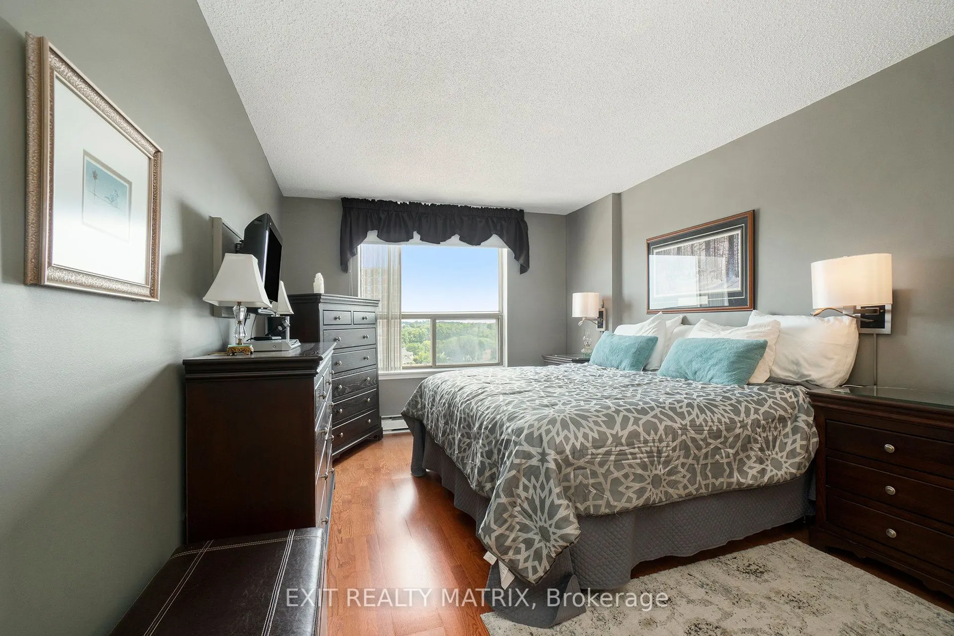 200 Lafontaine Avenue, #1105