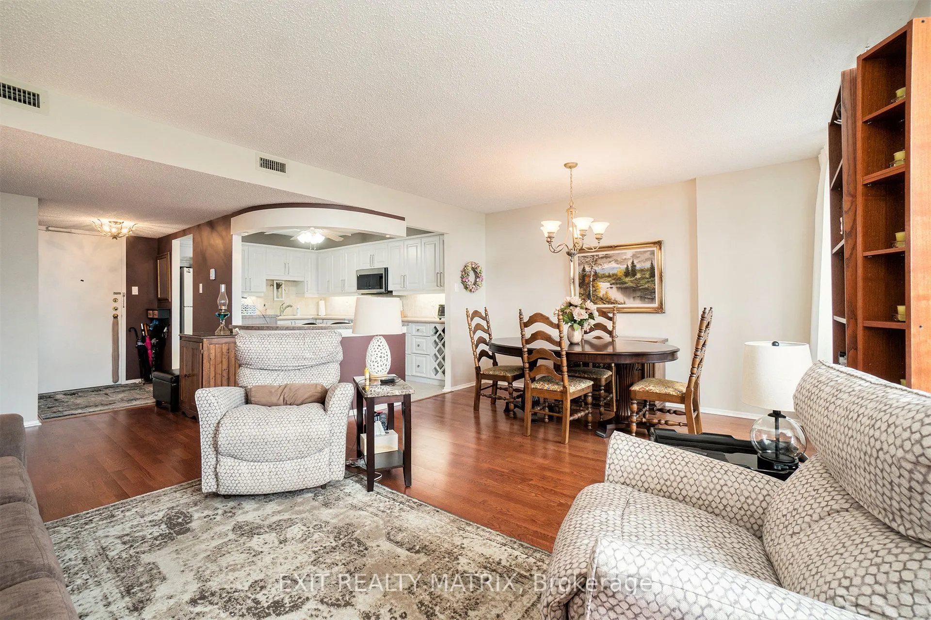 200 Lafontaine Avenue, #1105