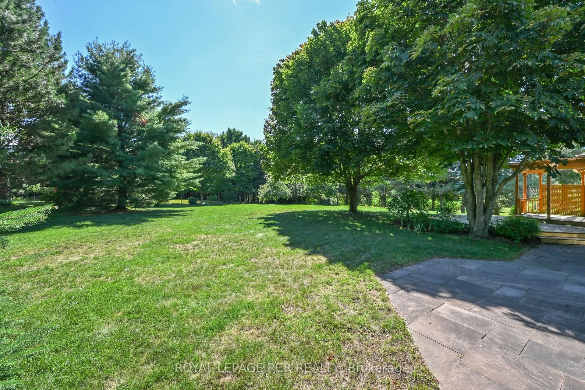 1 Bayberry Road
