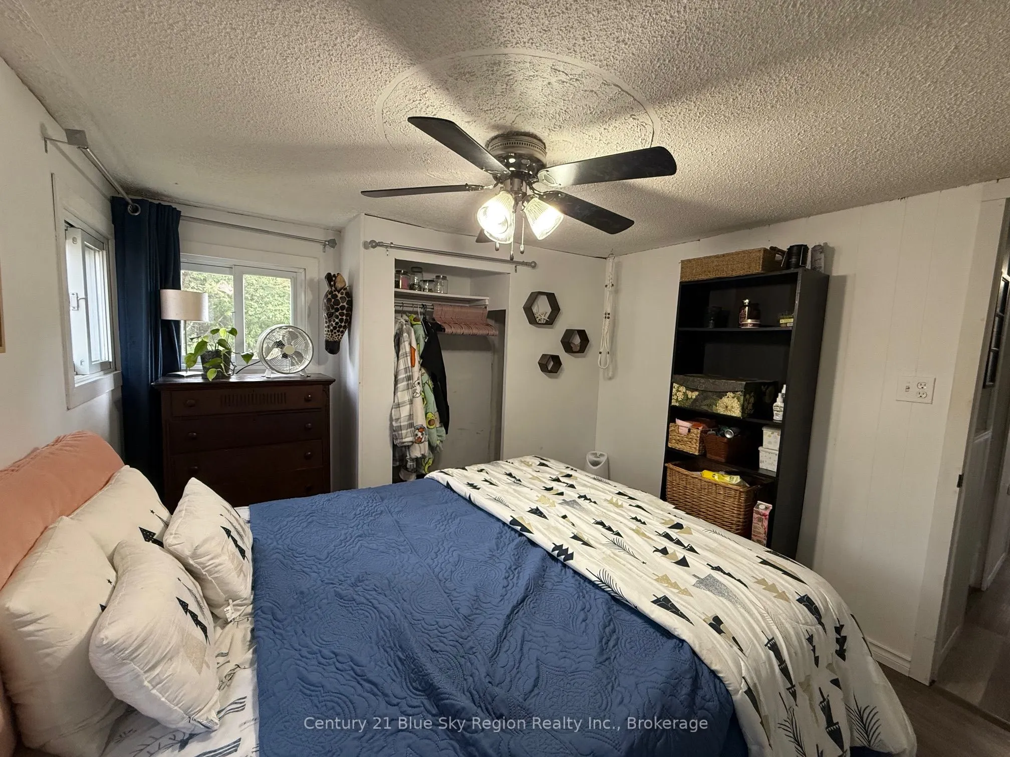 15 Church Road, #B