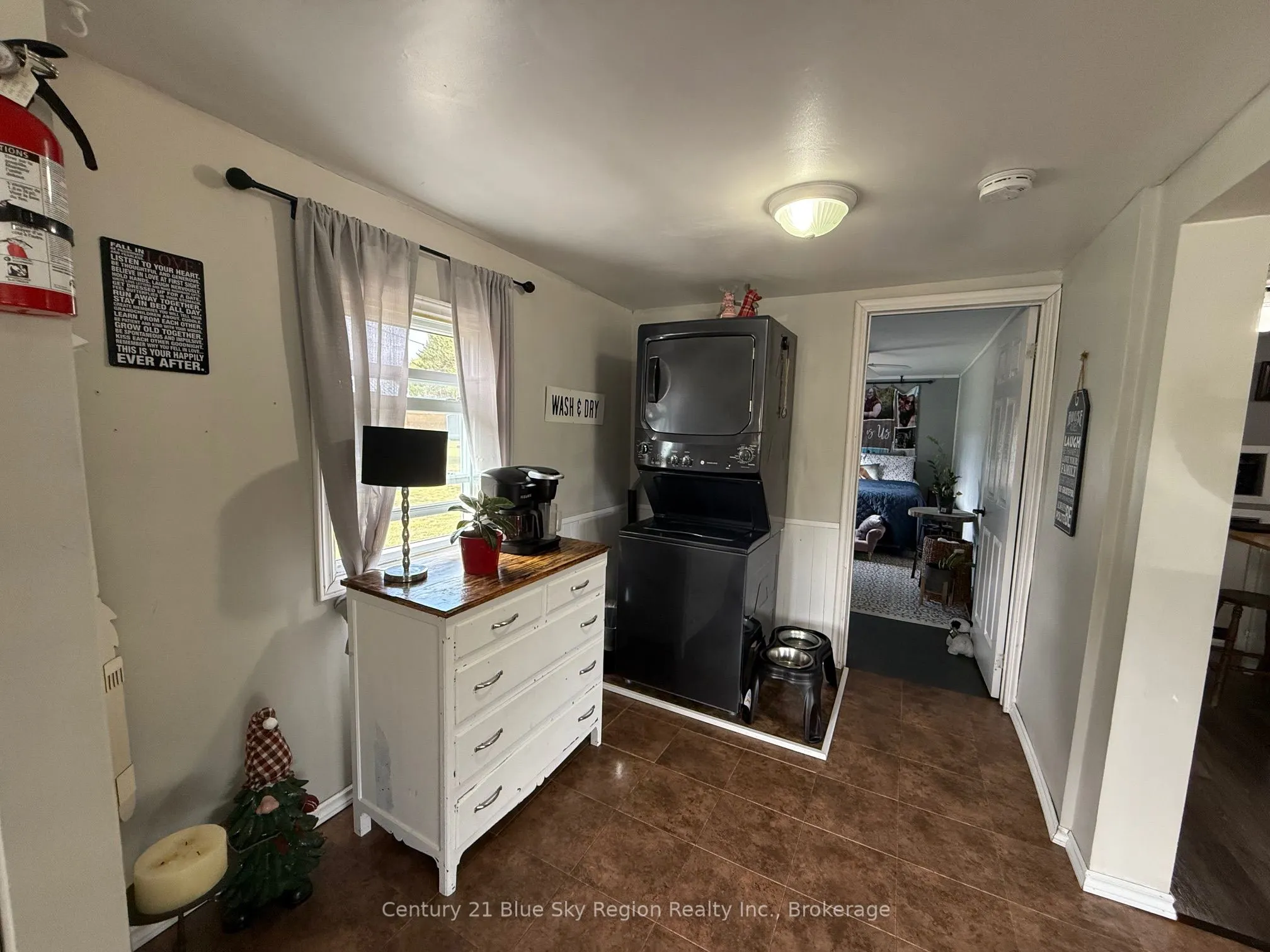 15 Church Road, #B