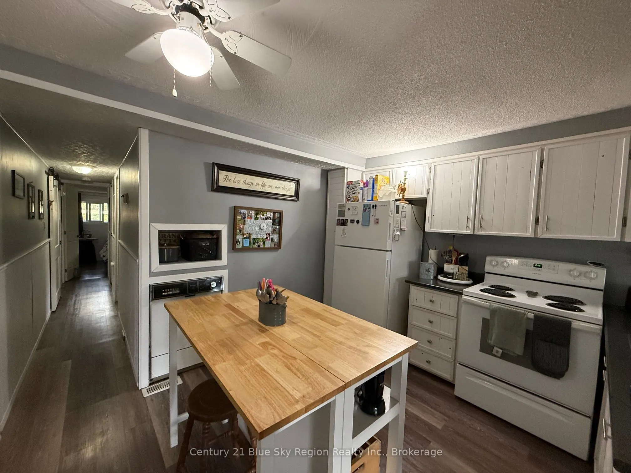 15 Church Road, #B