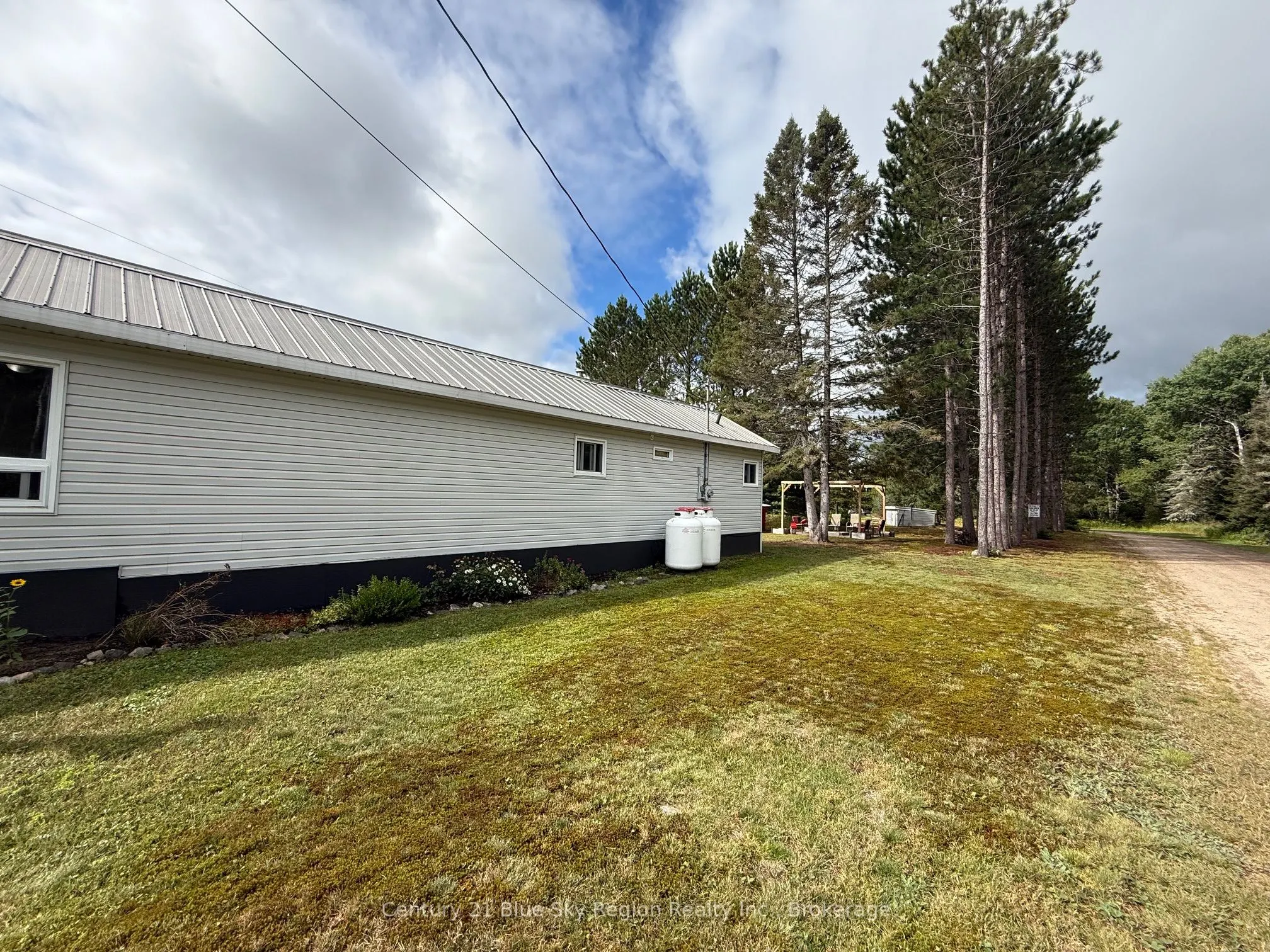 15 Church Road, #B