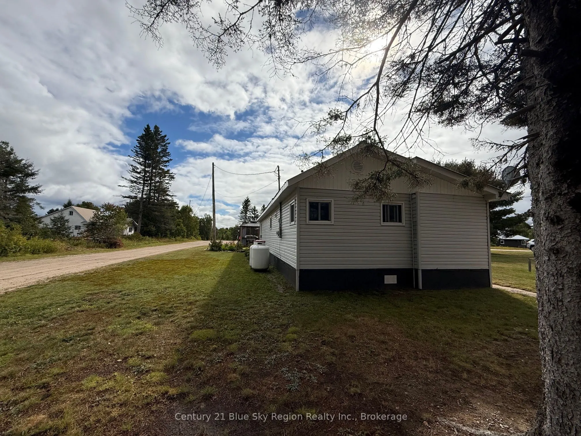 15 Church Road, #B