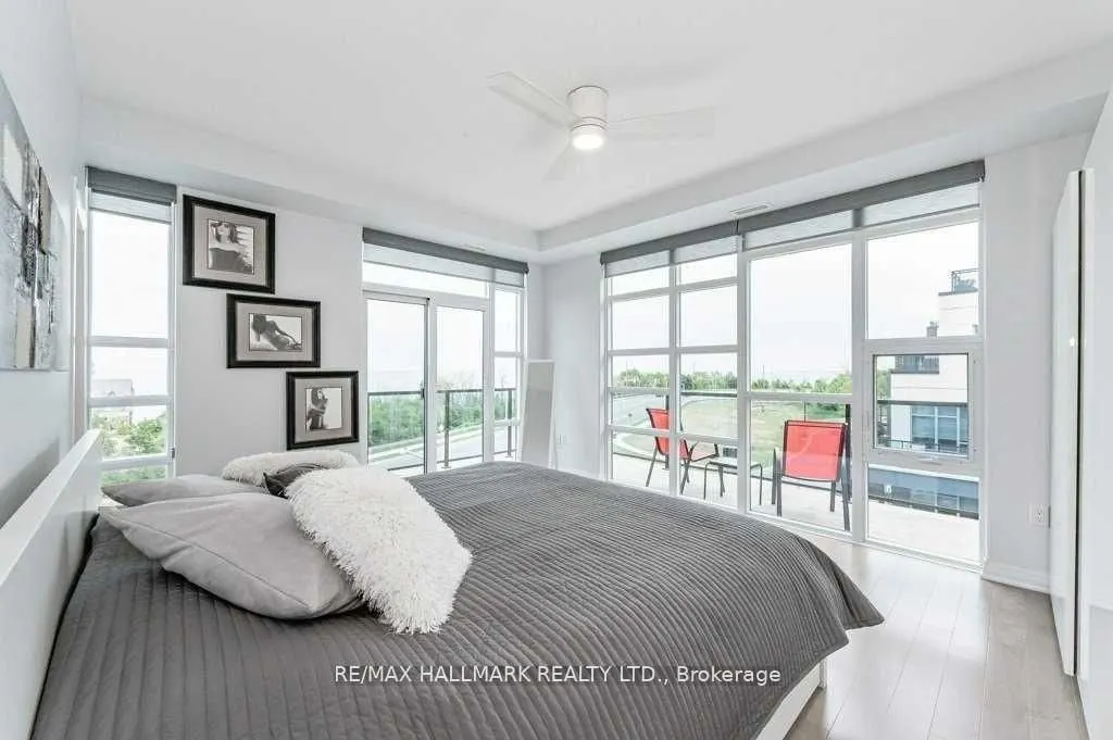 10 Concord Place, #409
