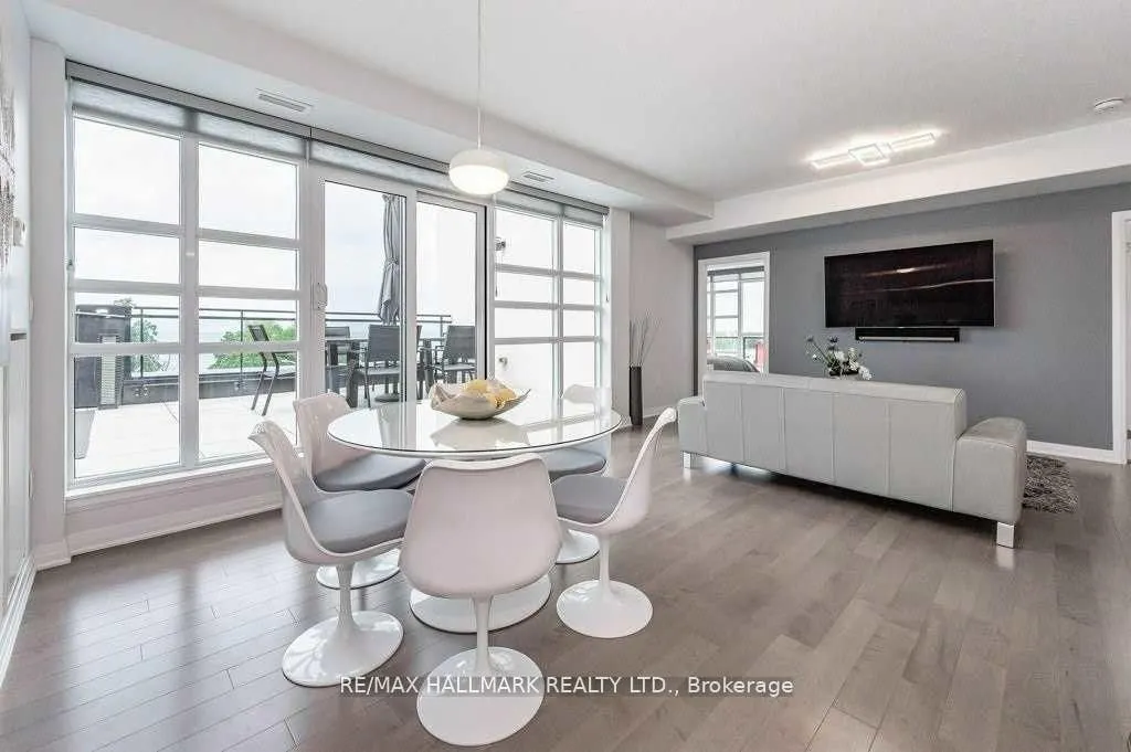 10 Concord Place, #409