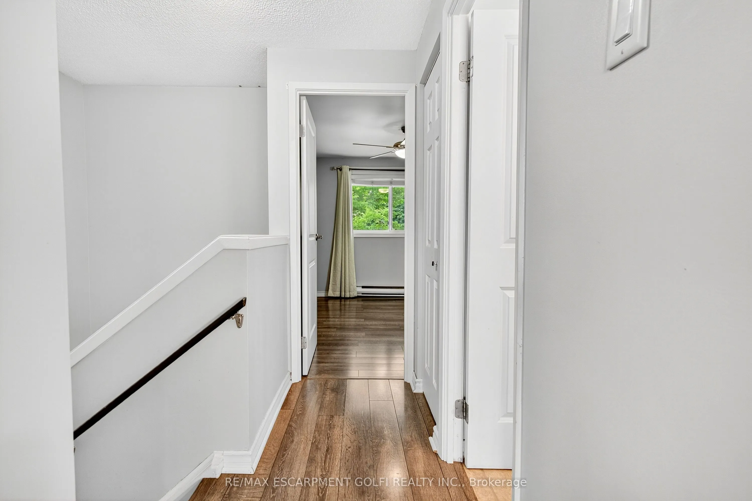 476 Grey Street, #4