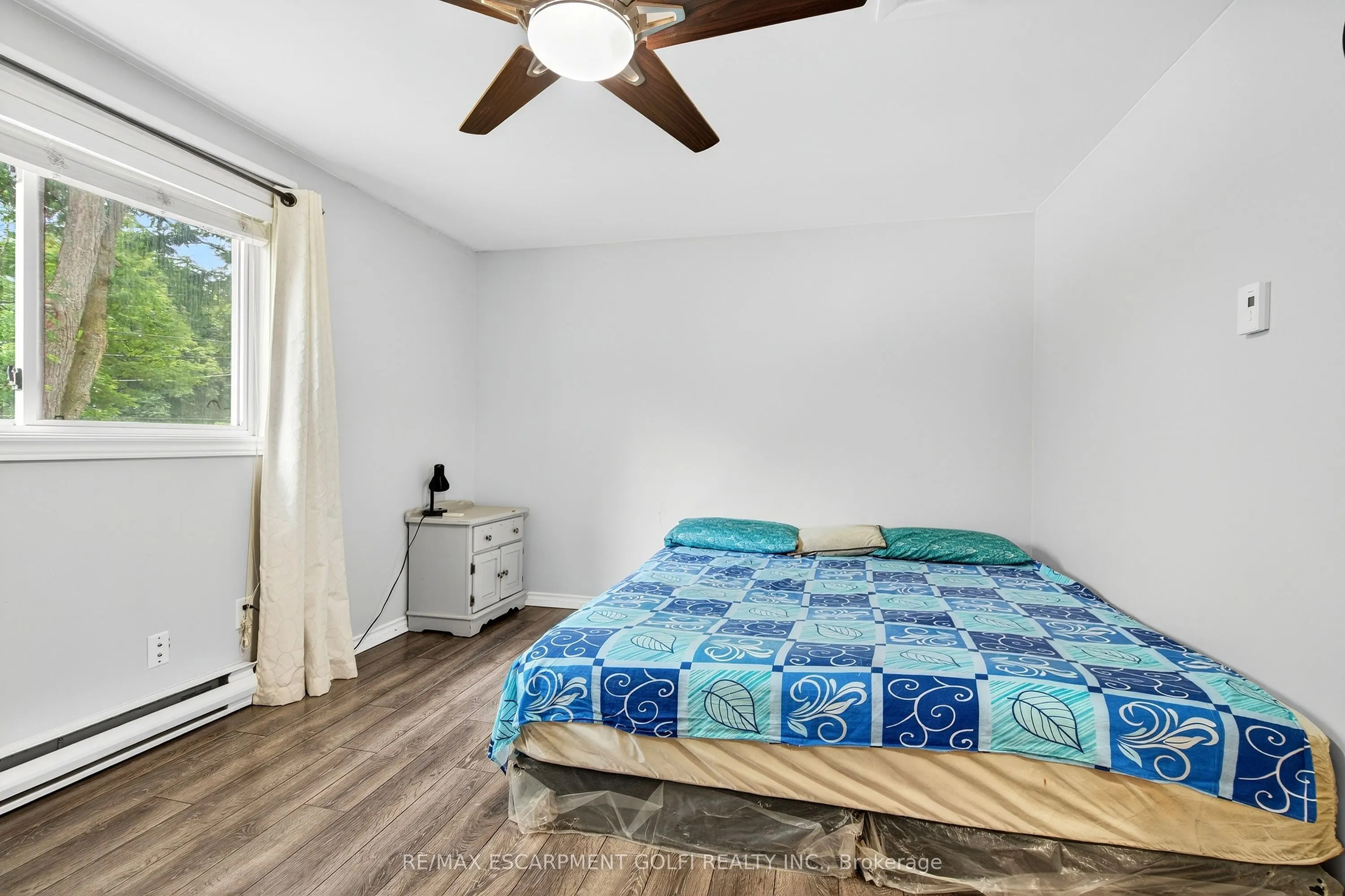 476 Grey Street, #4