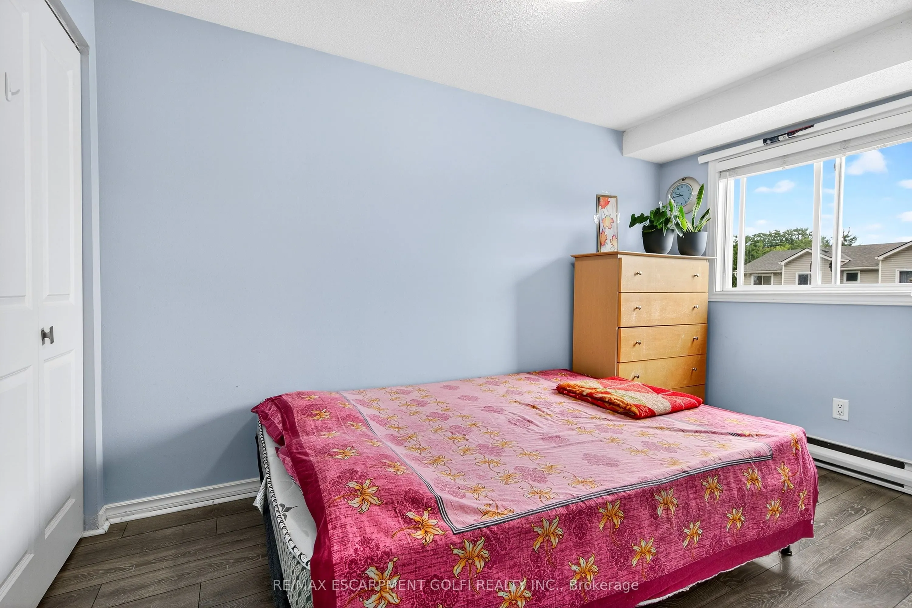 476 Grey Street, #4