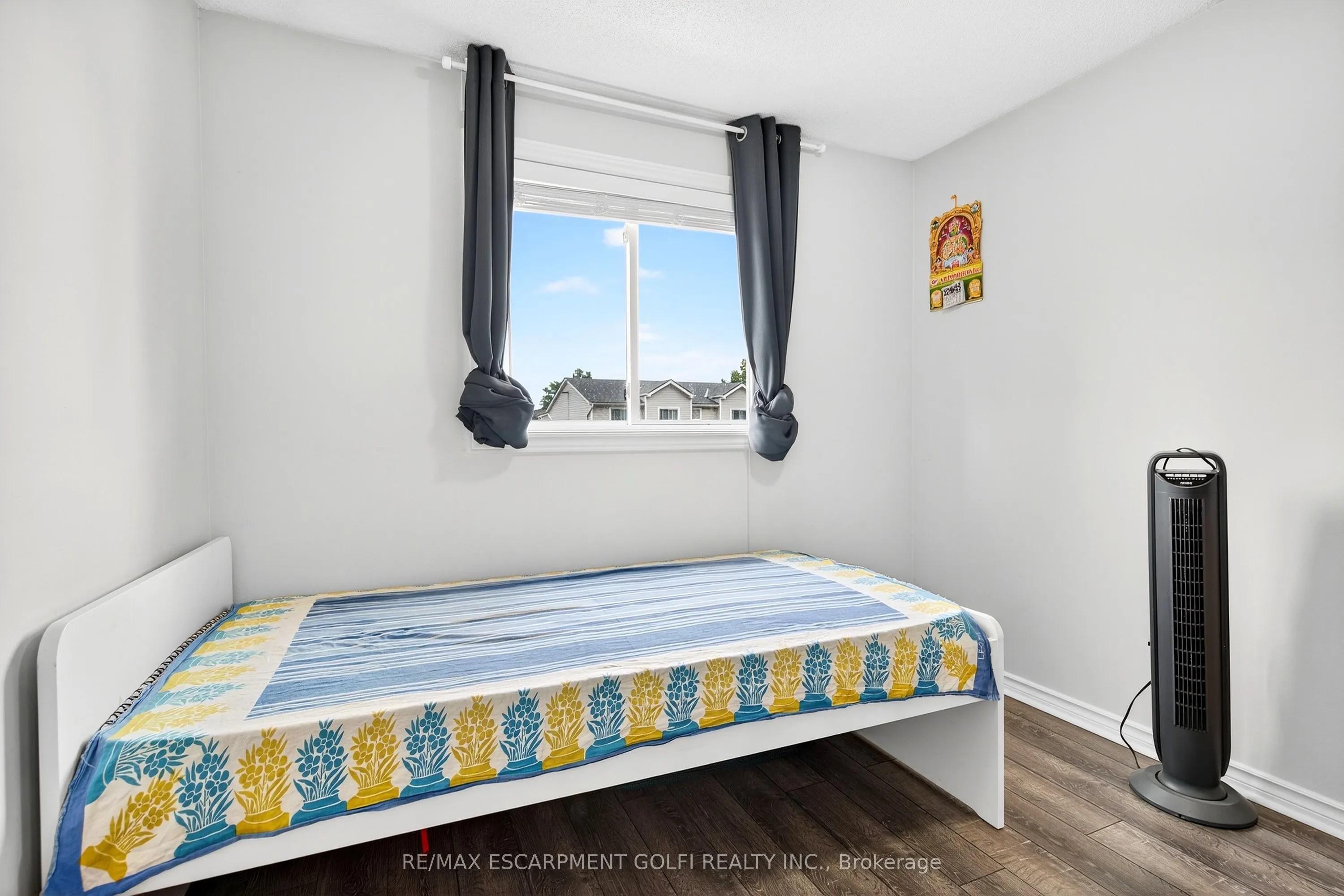 476 Grey Street, #4