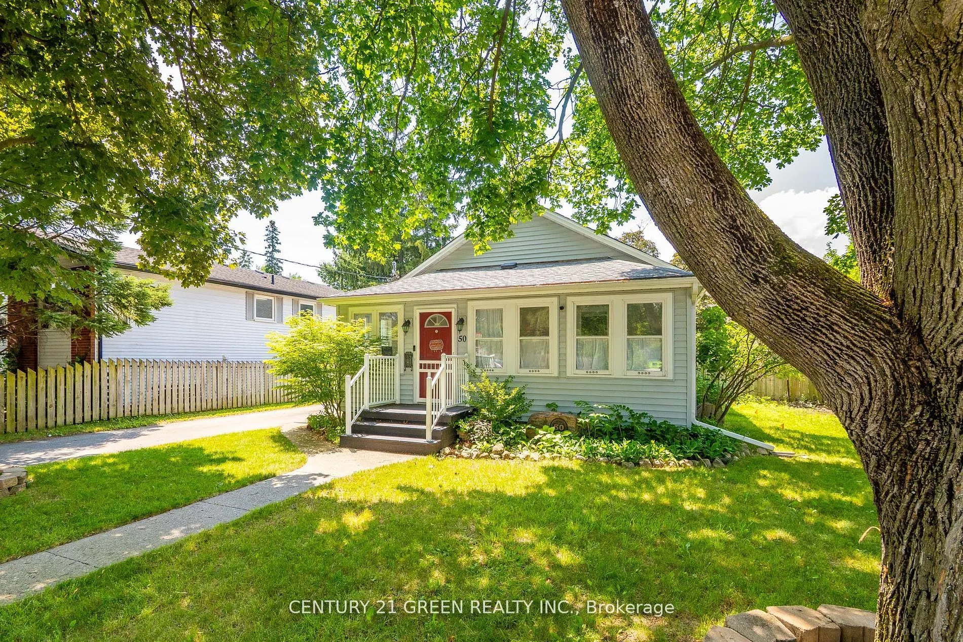 50 Elgin Street S