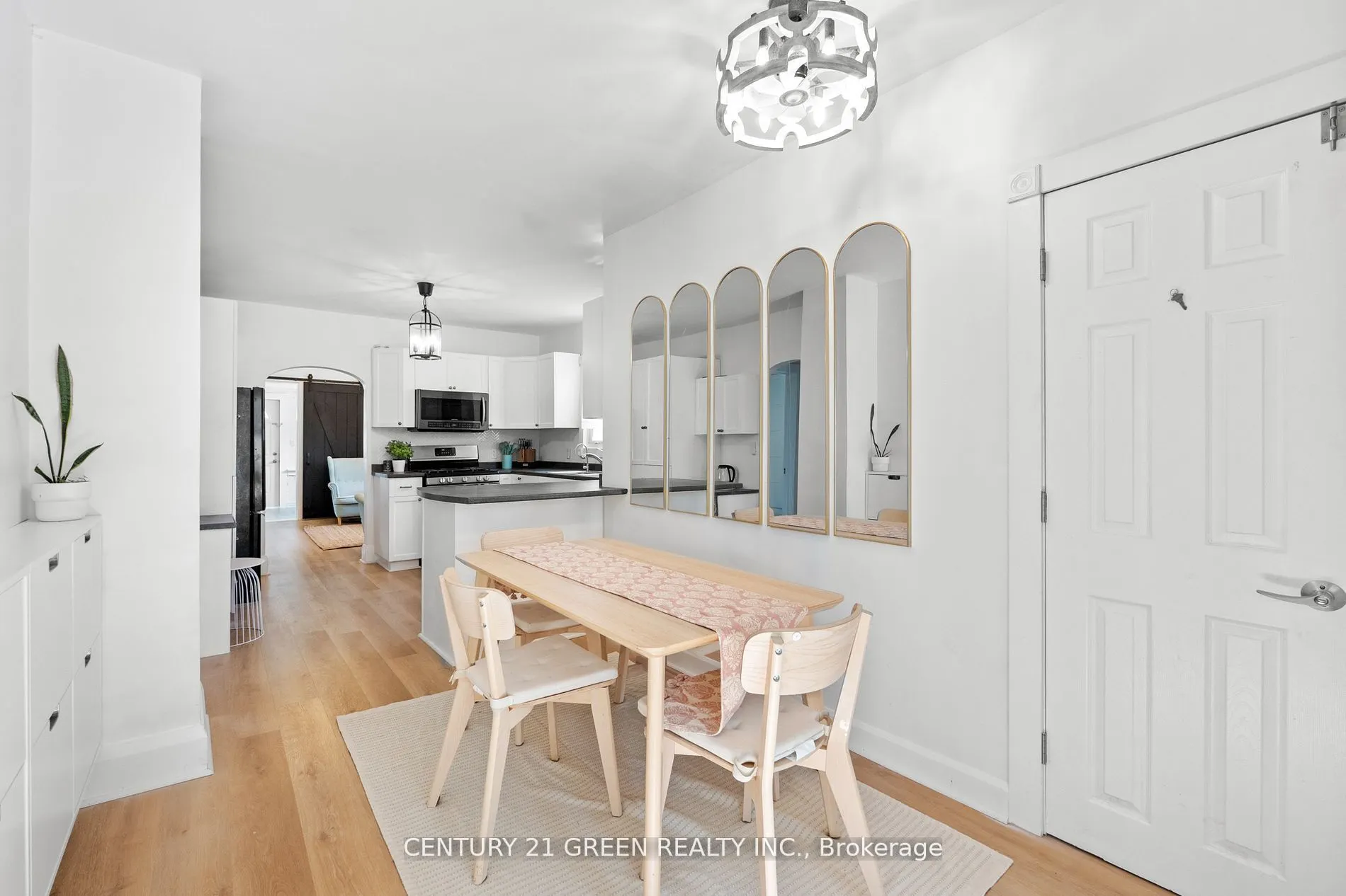 50 Elgin Street S