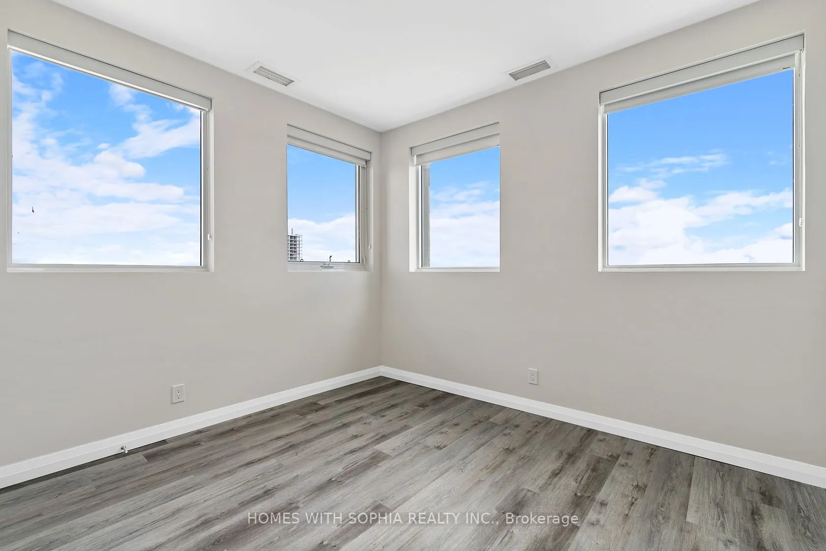 104 Garment Street, #2109