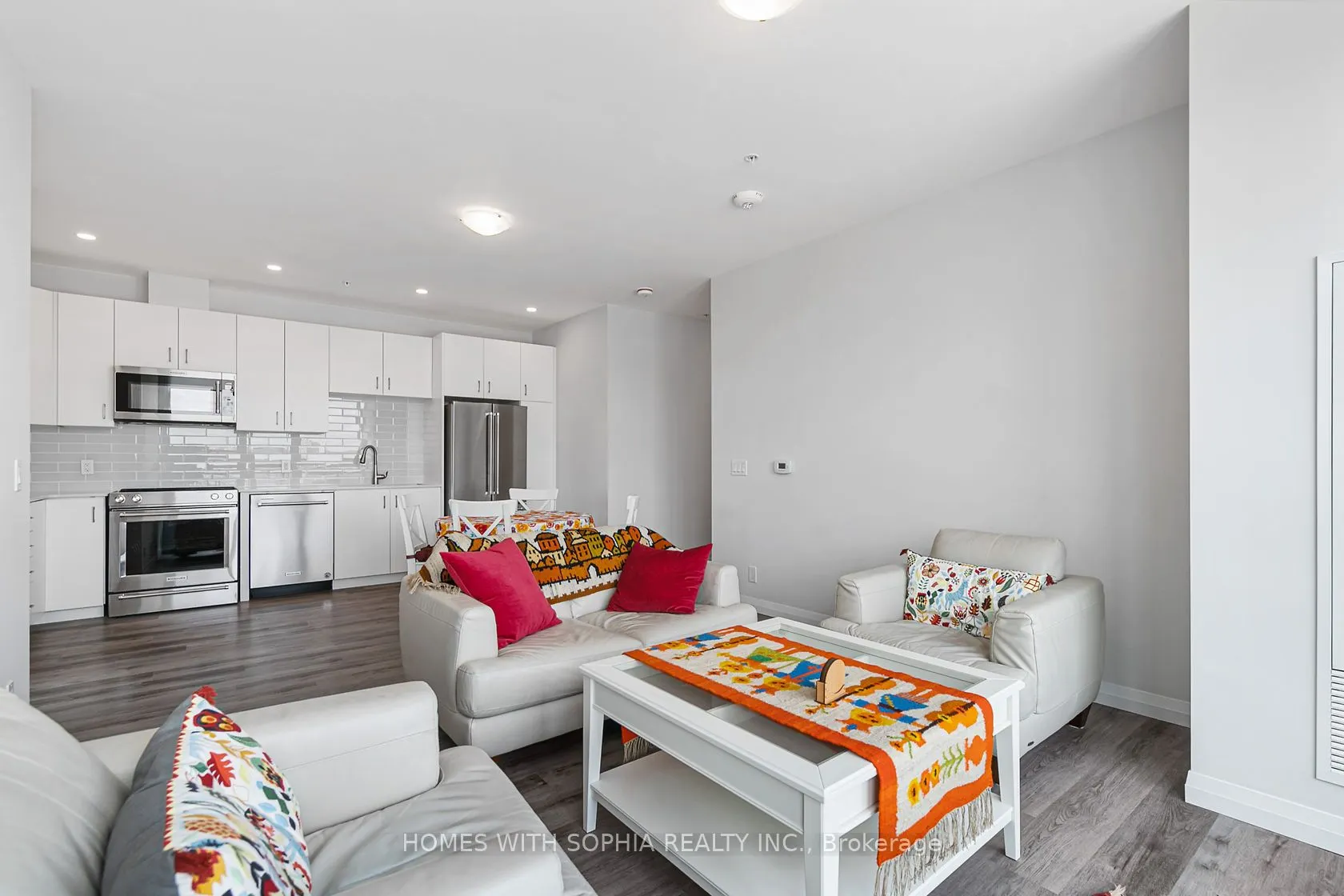 104 Garment Street, #2109