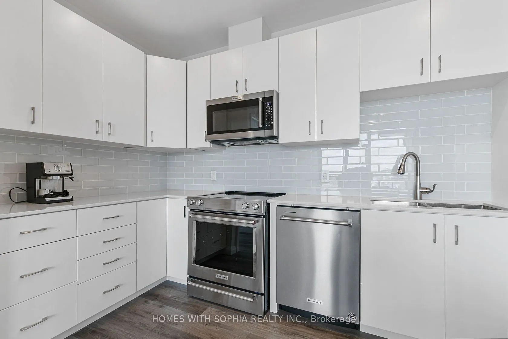 104 Garment Street, #2109