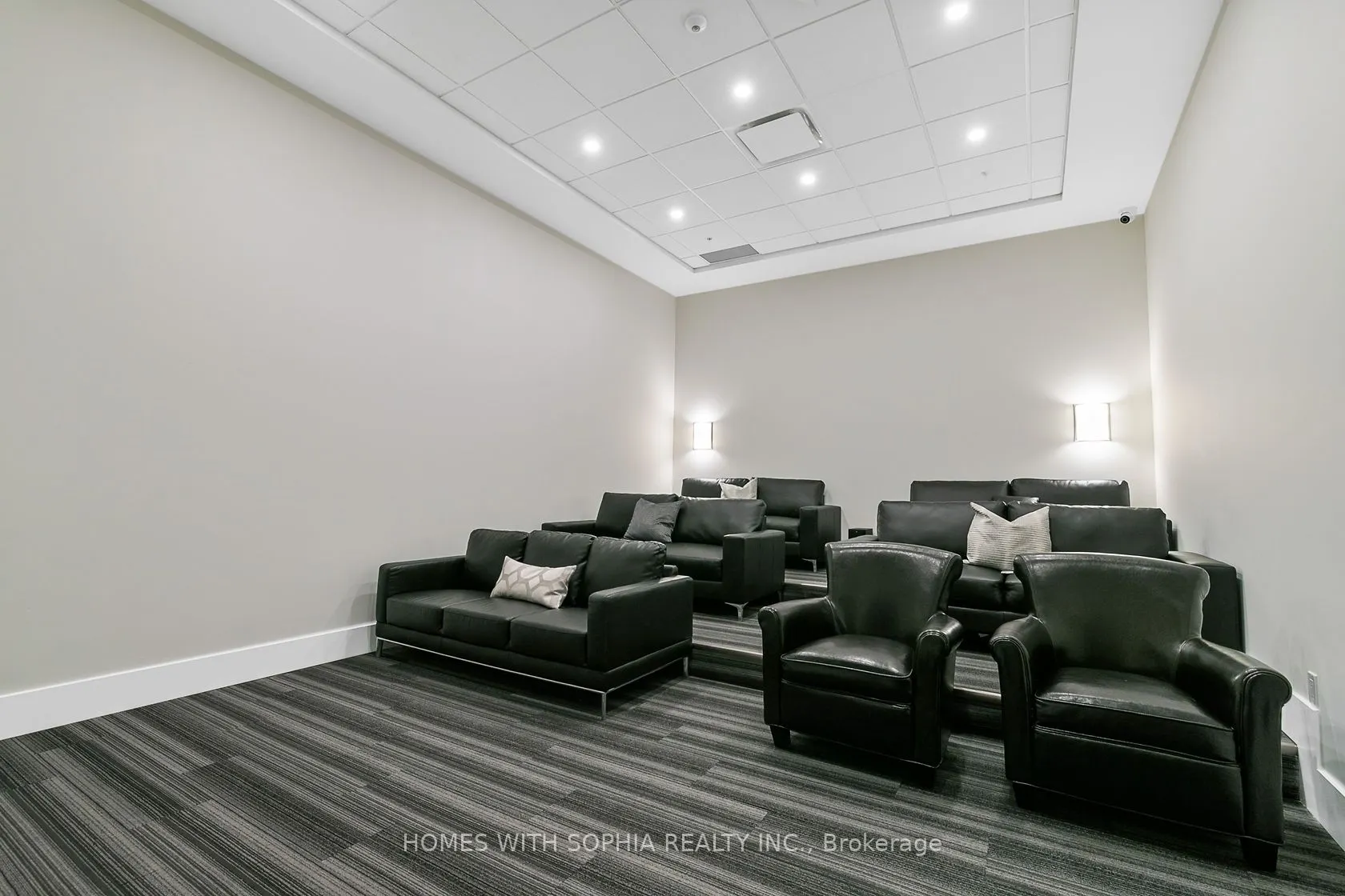 104 Garment Street, #2109