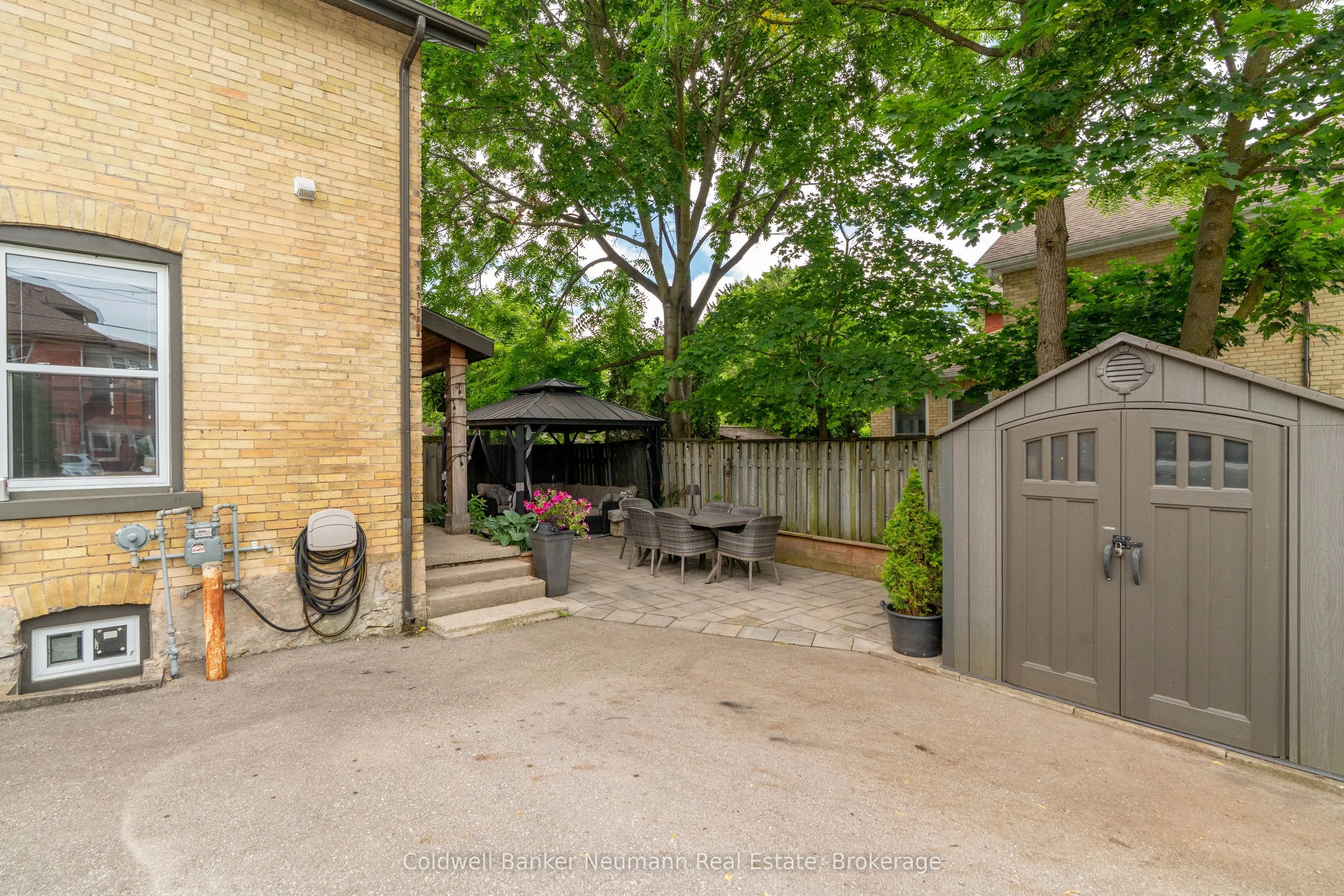 394 Woolwich Street